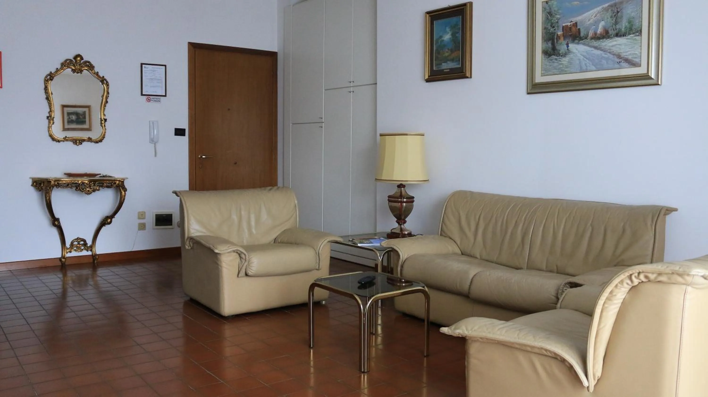 Communal lounge/ TV room in B&B Vintage