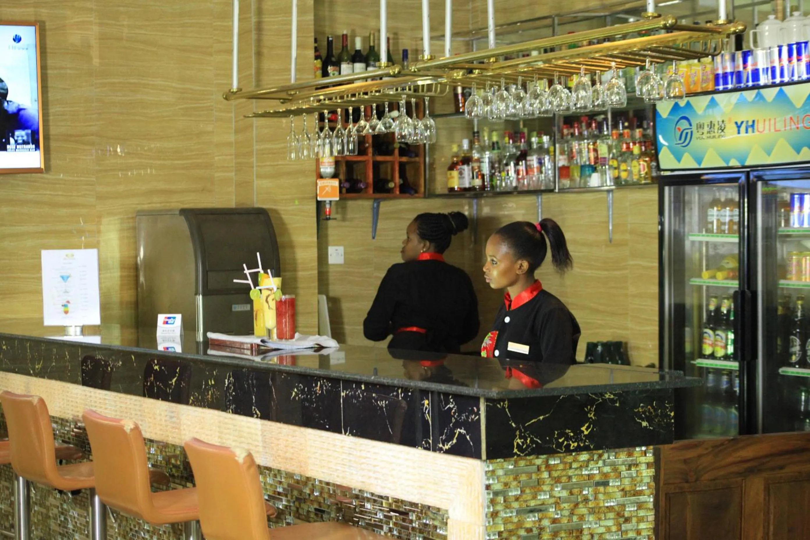 Lounge or bar in Tiffany Diamond Hotels - Mtwara