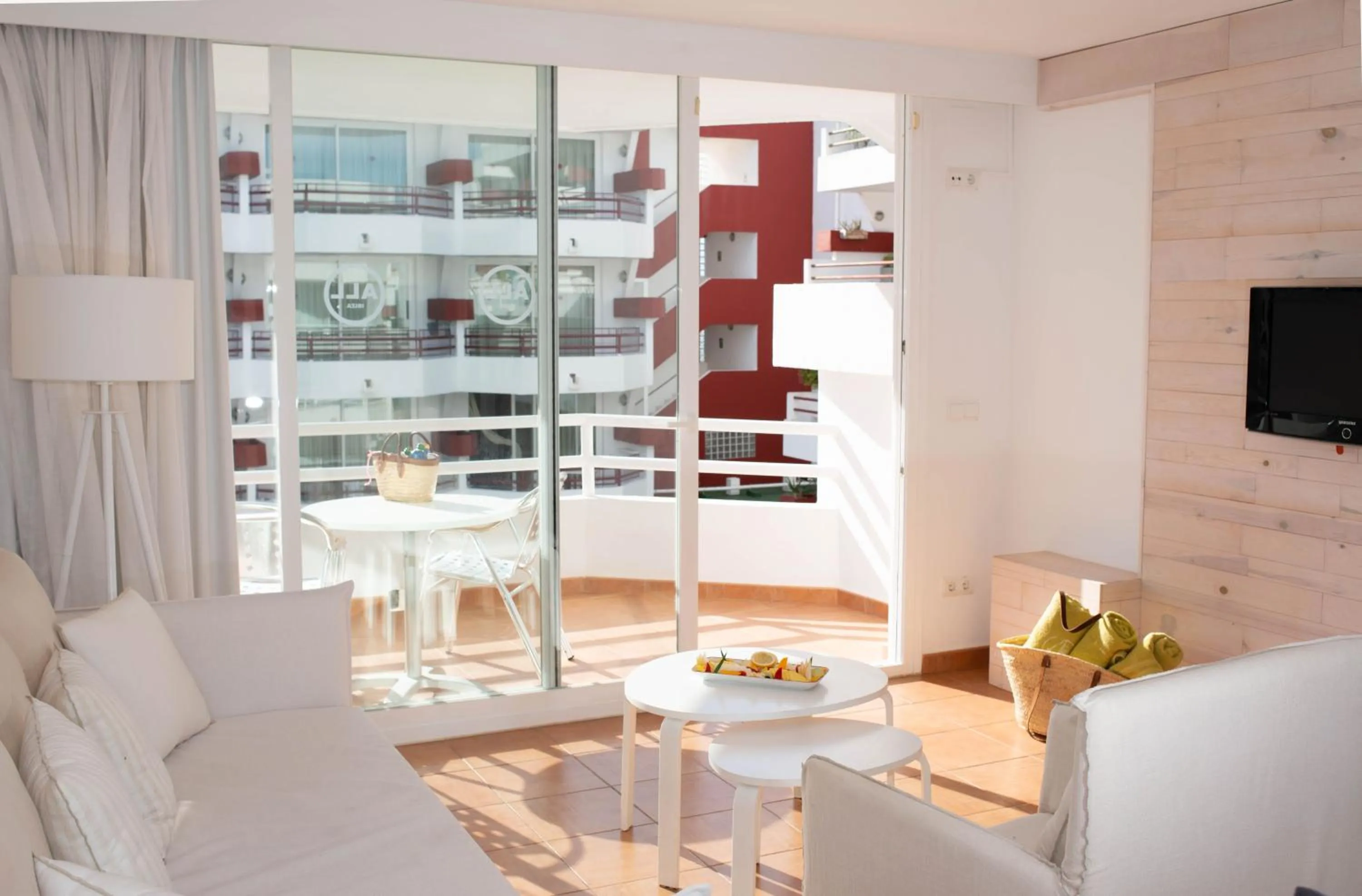 Living room in Apartamentos Llobet Ibiza