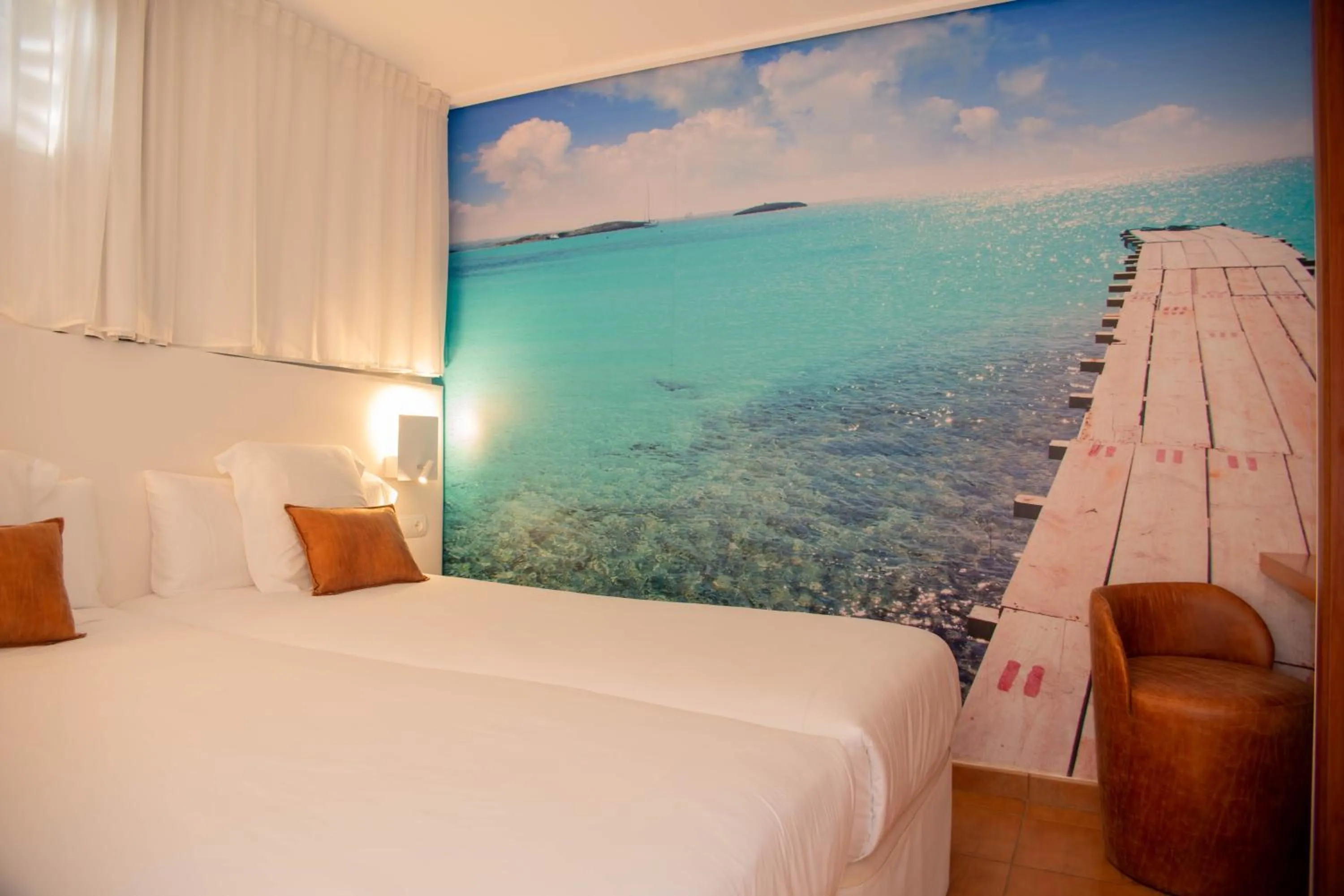 Photo of the whole room, Bed in Apartamentos Llobet Ibiza