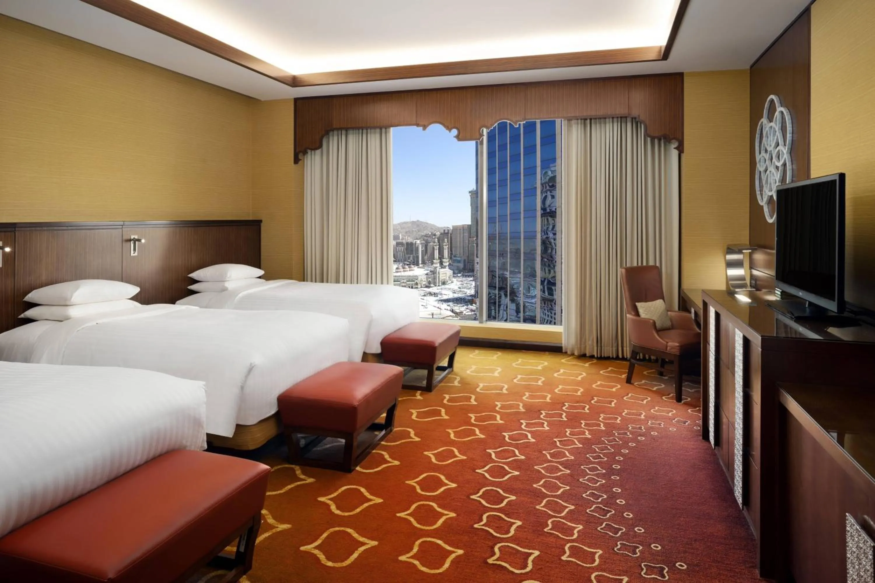 Photo of the whole room, Bed in Marriott Hotel Jabal Omar Makkah