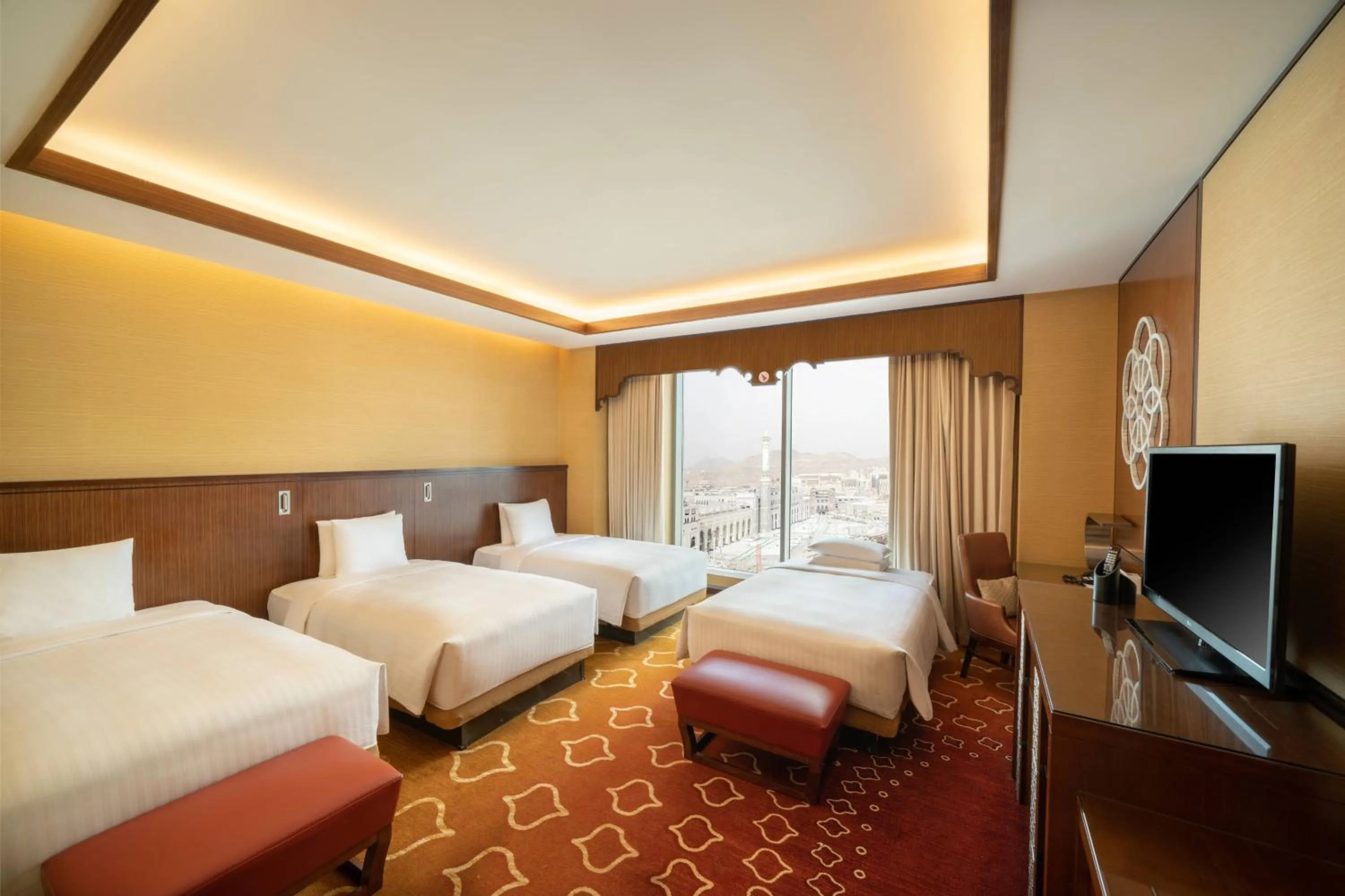 Photo of the whole room, Bed in Marriott Hotel Jabal Omar Makkah