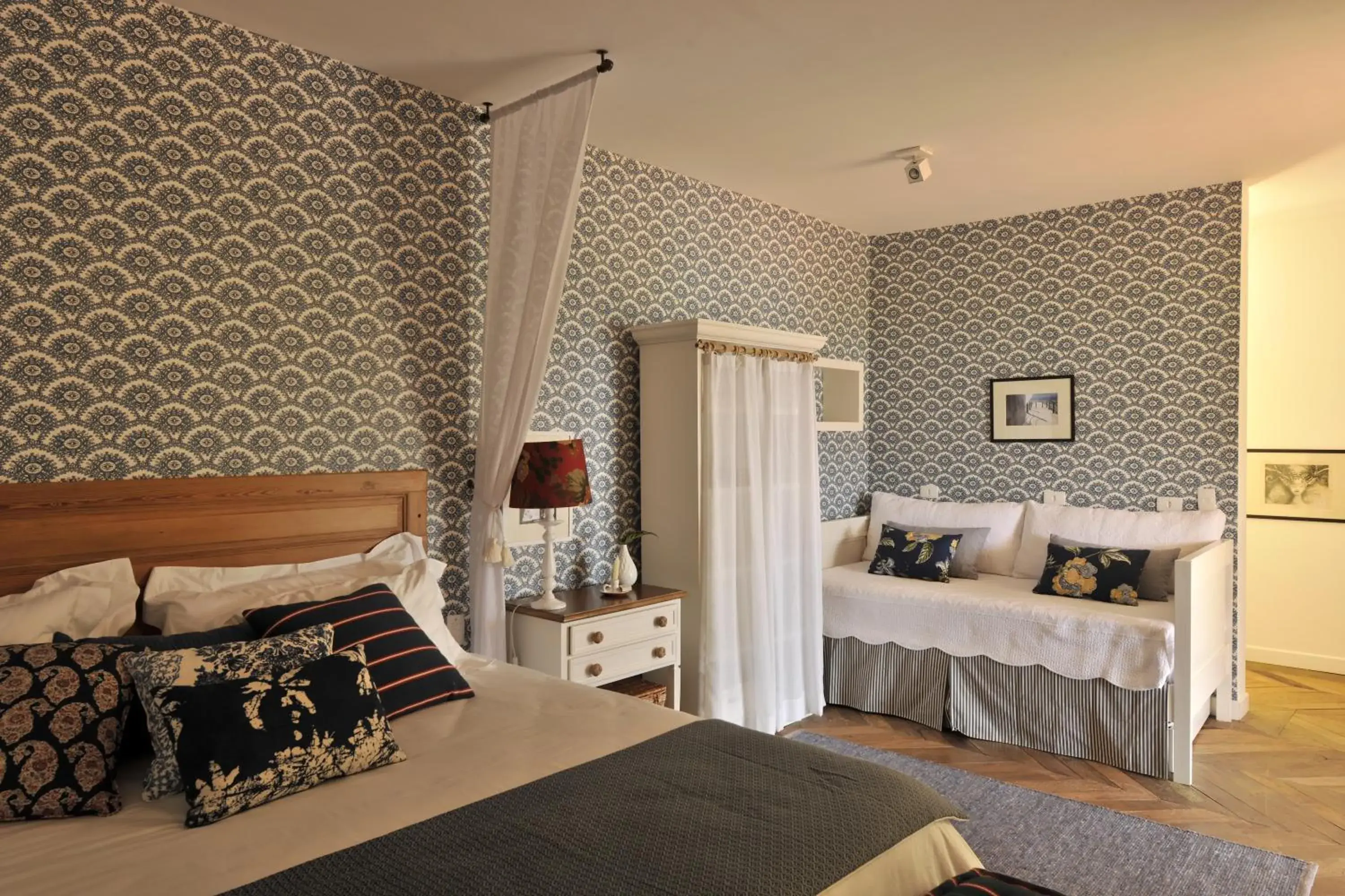 Deluxe Suite in TW Guaimbê Exclusive Suítes Deluxe Suite in TW Guaimbê Exclusive Suítes