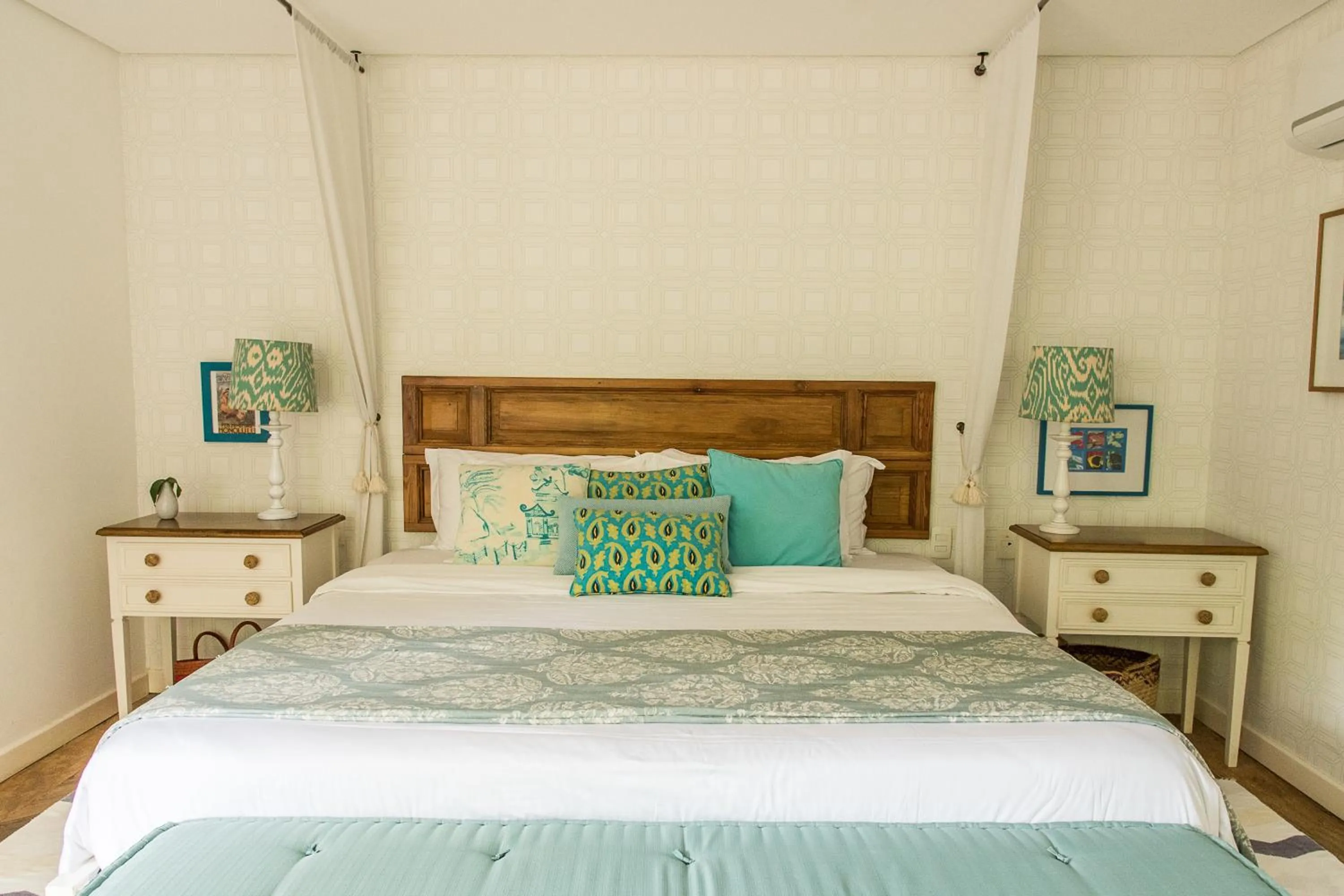 Bed in TW Guaimbê Exclusive Suítes