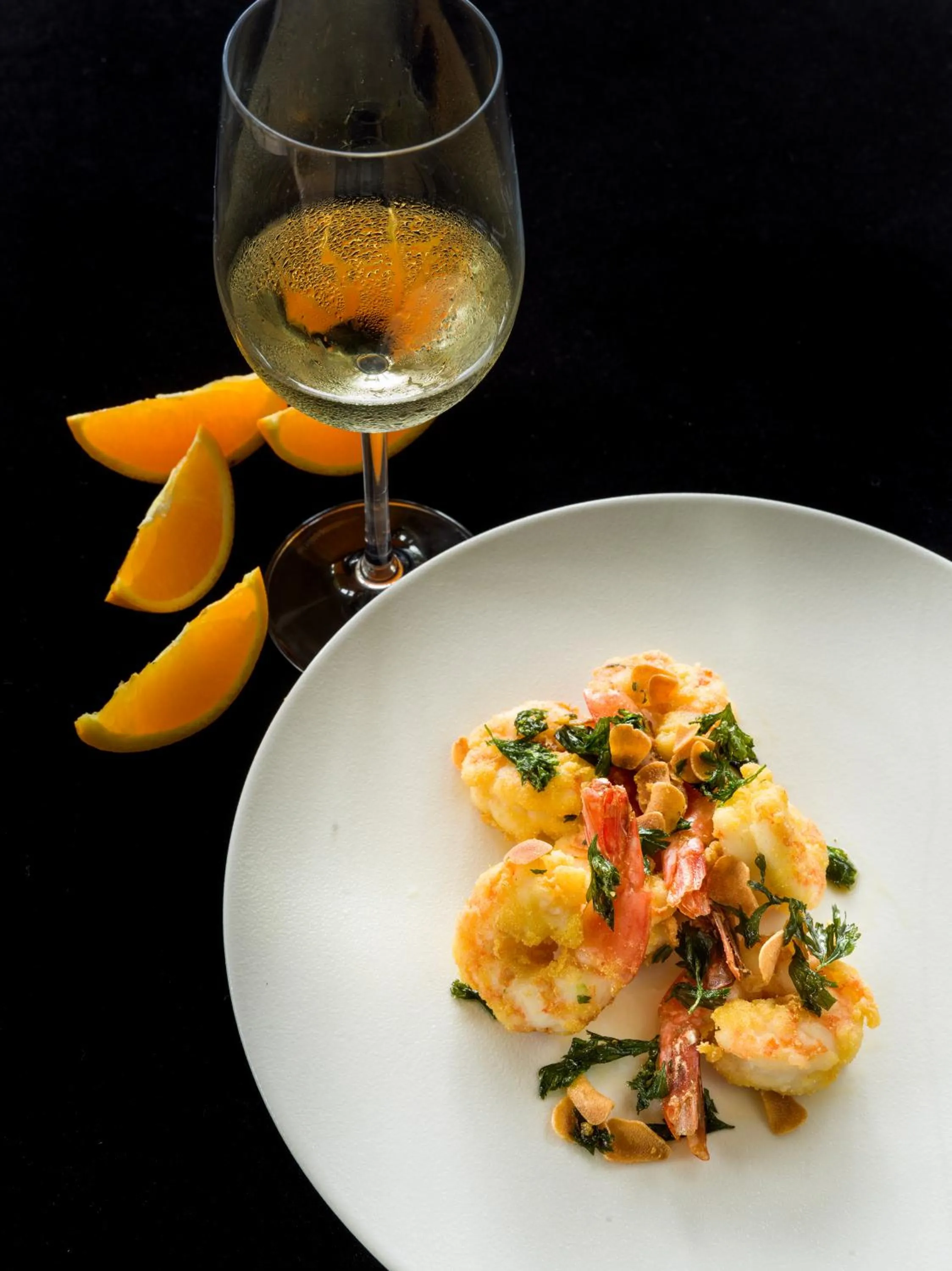 Restaurant/places to eat in TW Guaimbê Exclusive Suítes