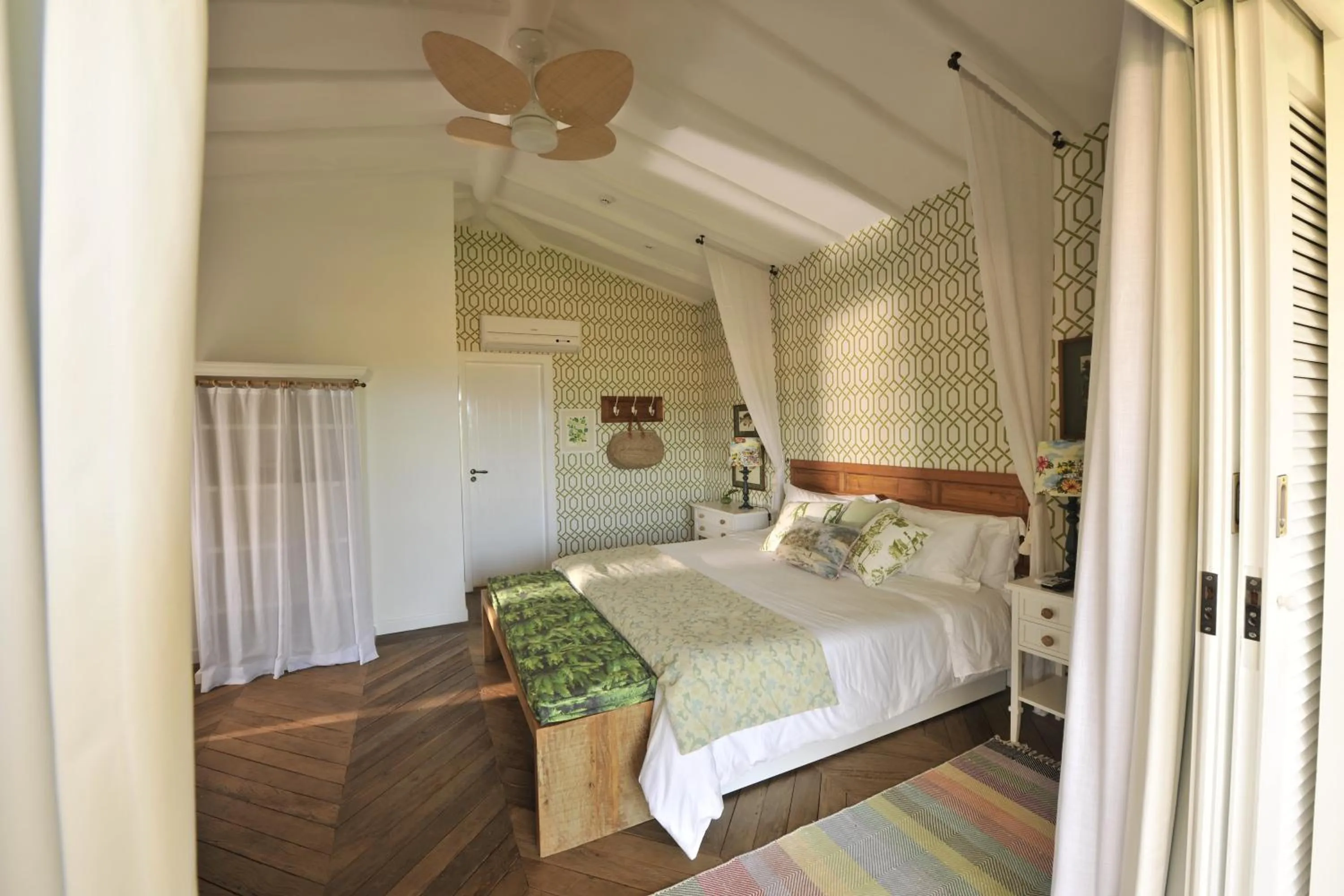 Bed in TW Guaimbê Exclusive Suítes