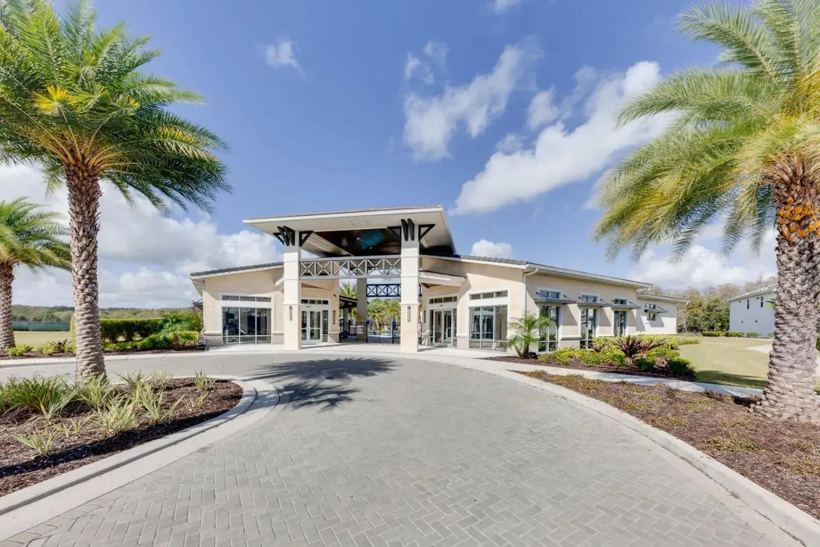 Grand 15-Bedroom Villa -Magical Themes, Pool & Game Loft, Lakeview Grand 15-Bedroom Villa -Magical Themes, Pool & Game Loft, Lakeview