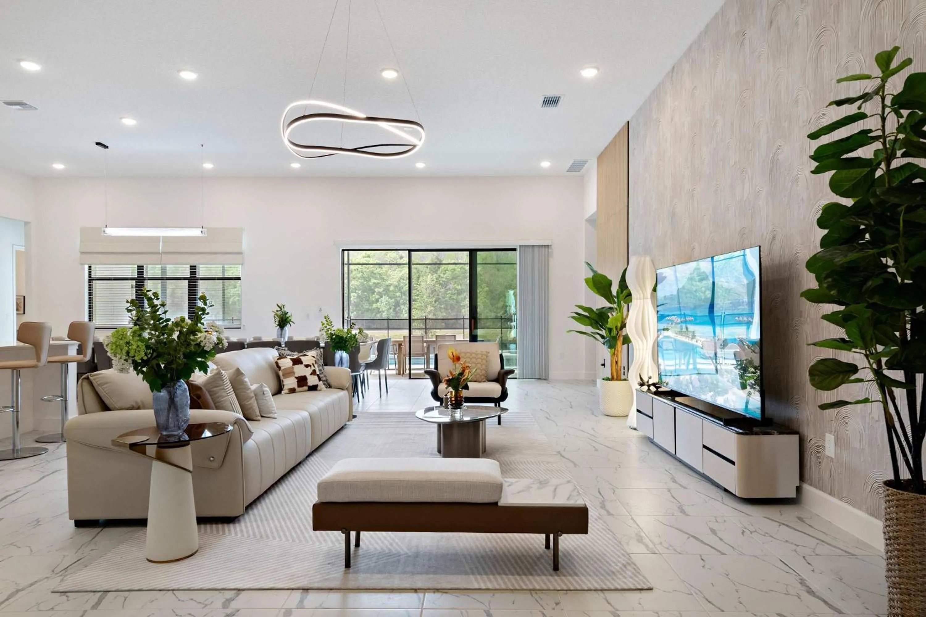 Grand 15-Bedroom Villa -Magical Themes, Pool & Game Loft, Lakeview