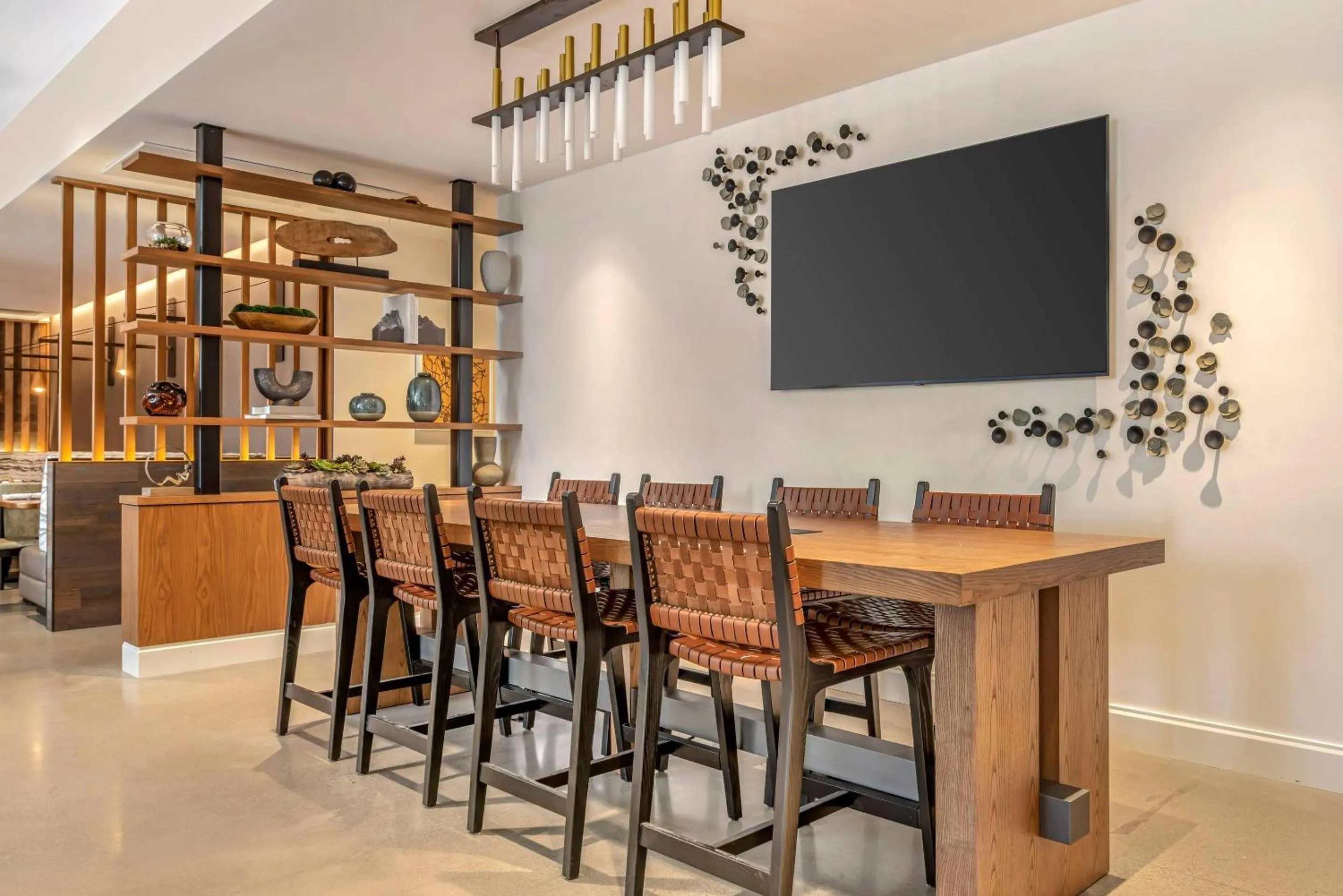 Restaurant/places to eat in Cambria Hotel Portland - Pearl District