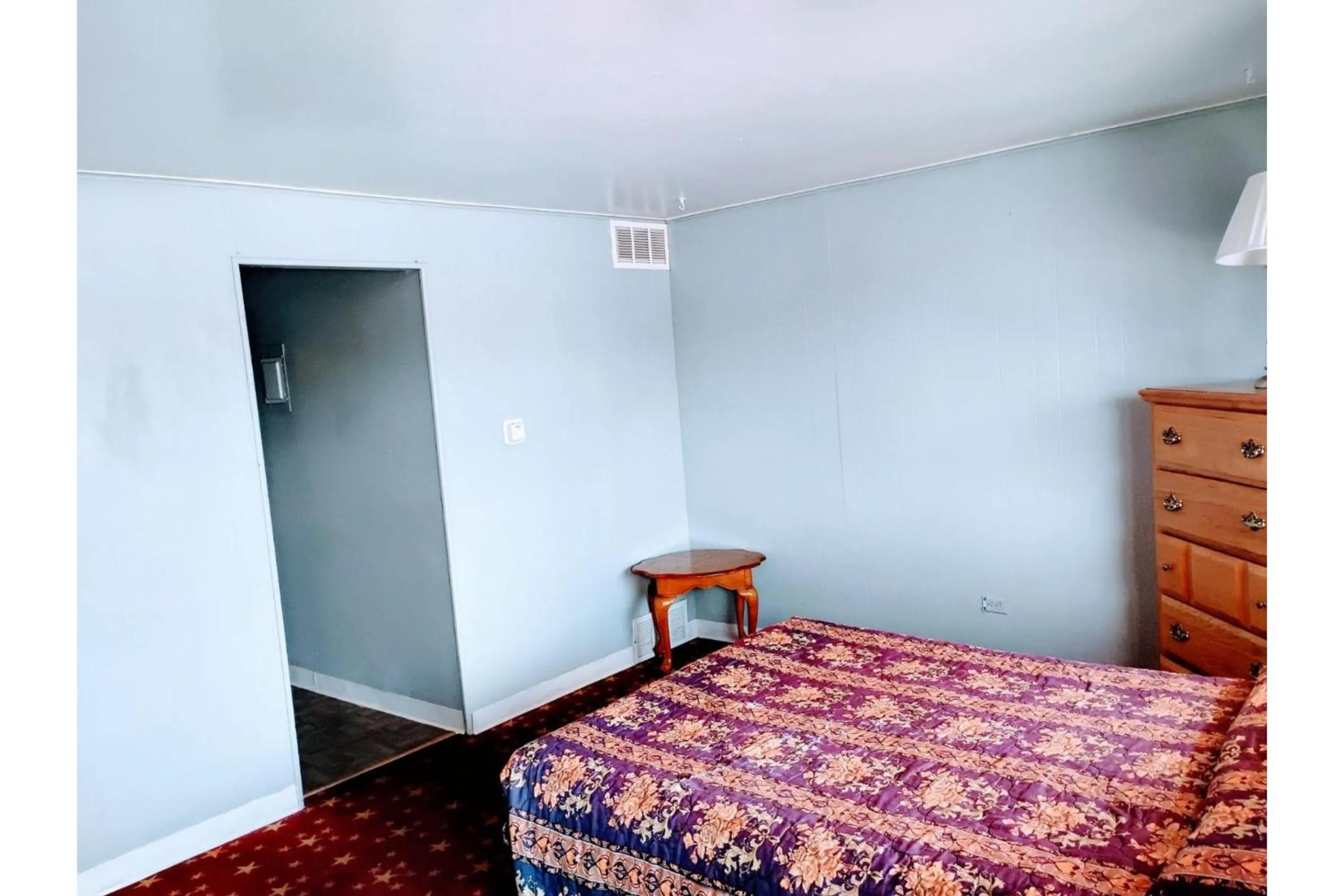 Bedroom, Bed in Hotel O Englewood-South Denver CO