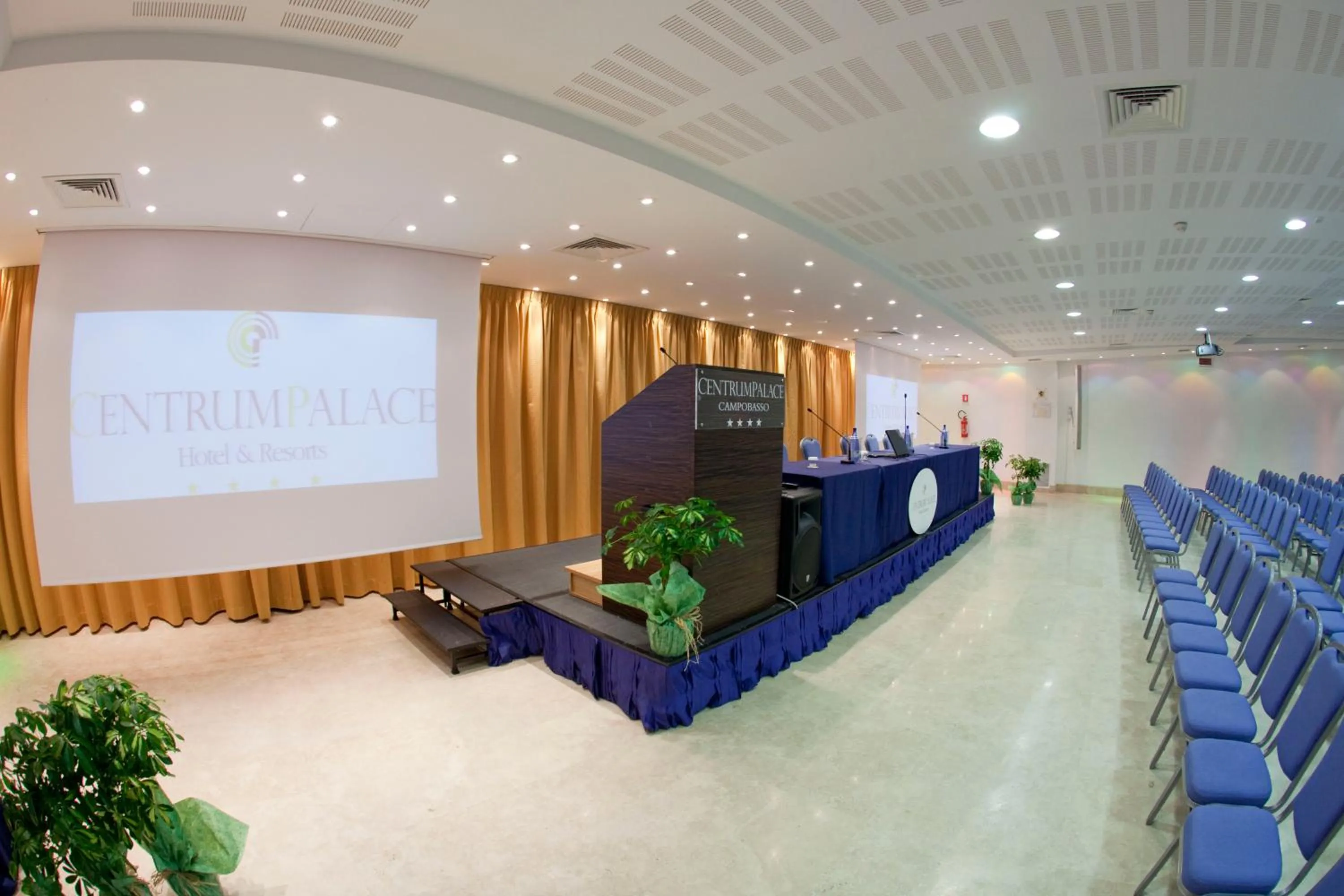 Business facilities in Centrum Palace Hotel & Resorts