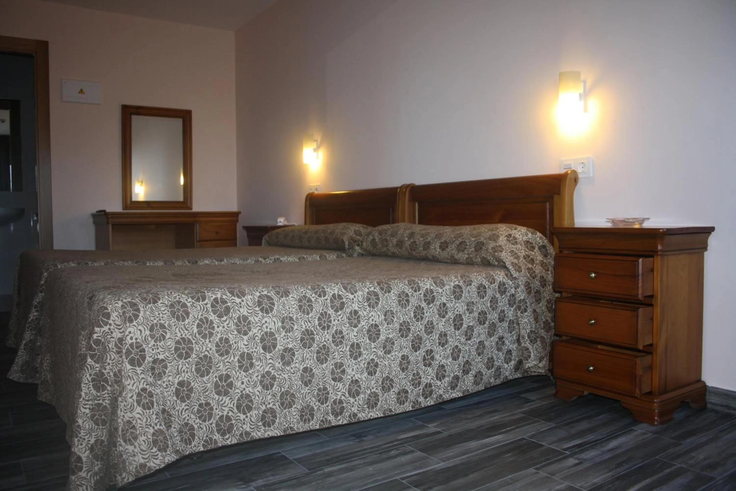 Photo of the whole room, Bed in Hotel Lupa