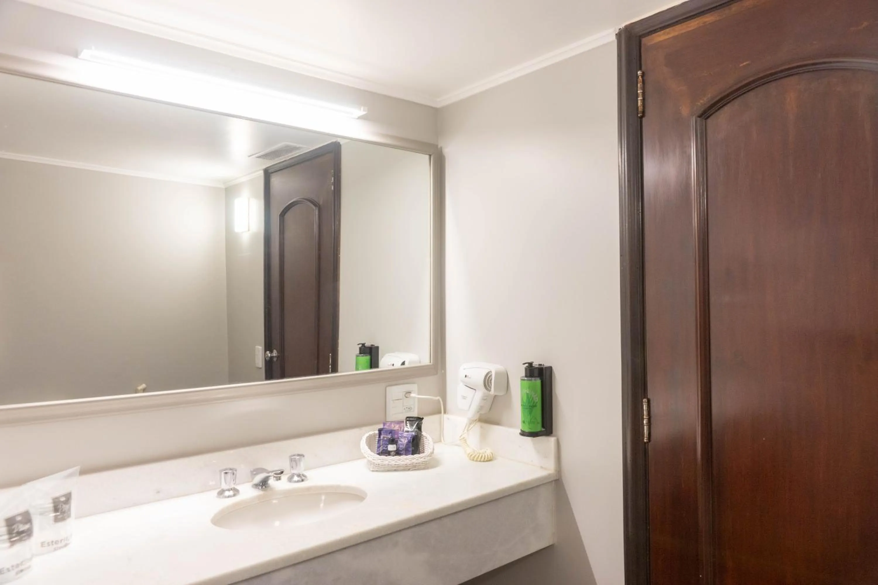 Bathroom in Plaza São Rafael Hotel
