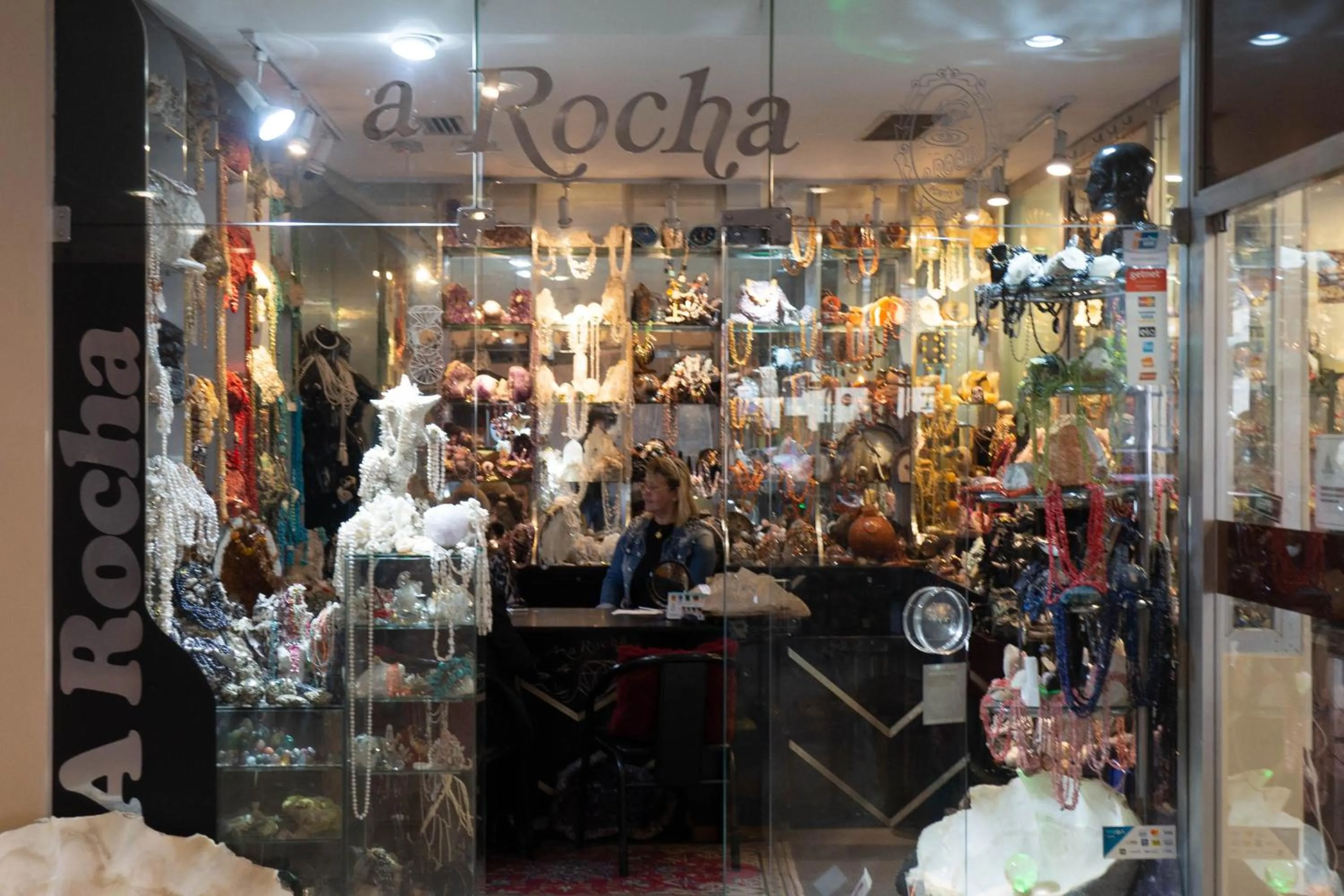 On-site shops in Plaza São Rafael Hotel