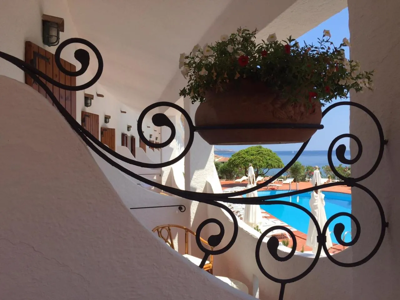 Pool view in Hotel Punta Est