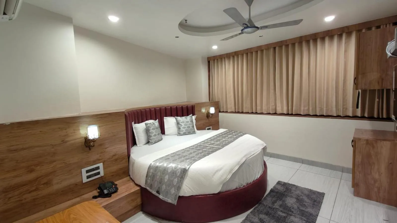 Hotel Bhagyalaxmi Luxury Inn