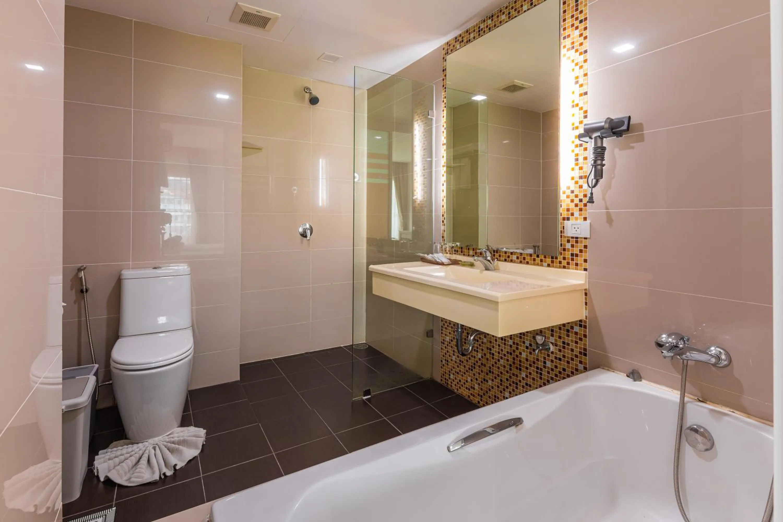 The Kris Resort Hotel