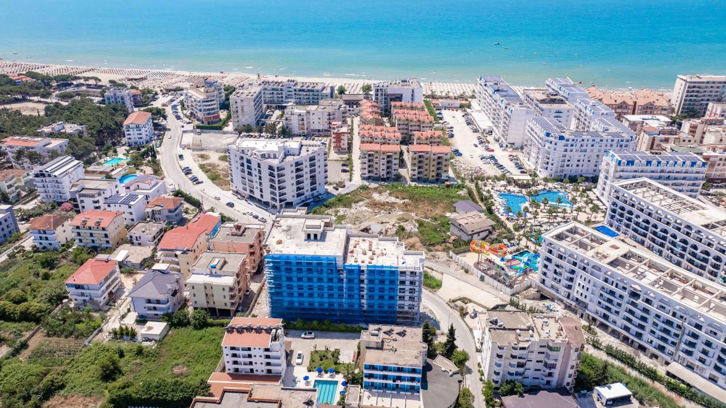 Property building in KURTI Hotel