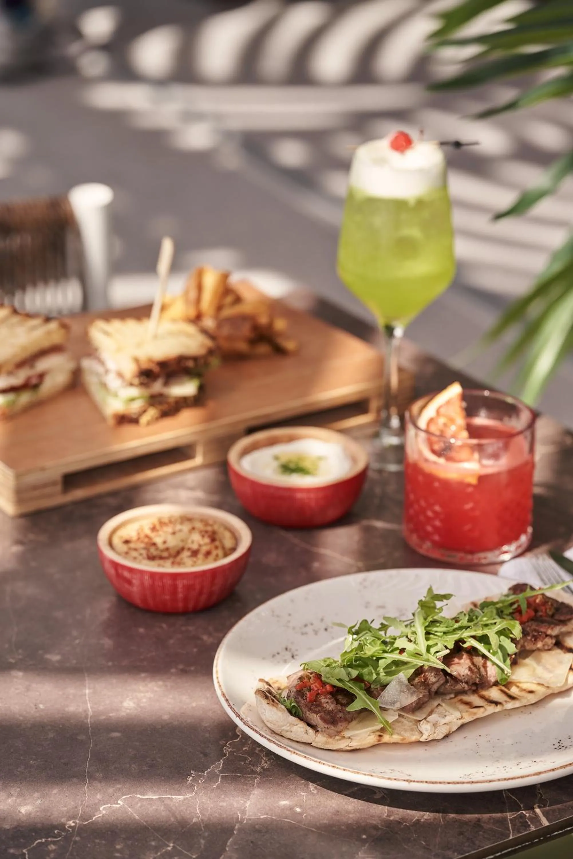 Food and drinks in Kouros Hotel & Suites