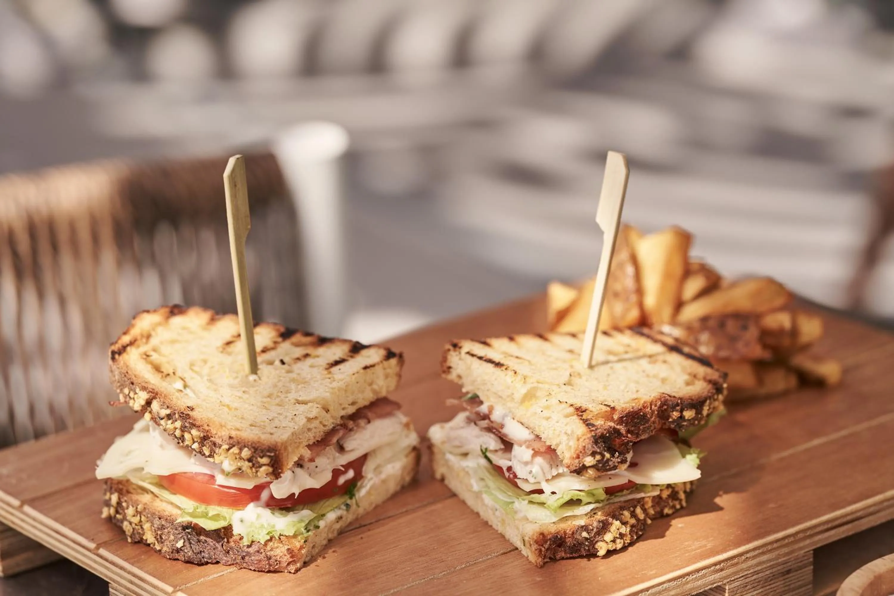 Food and drinks in Kouros Hotel & Suites