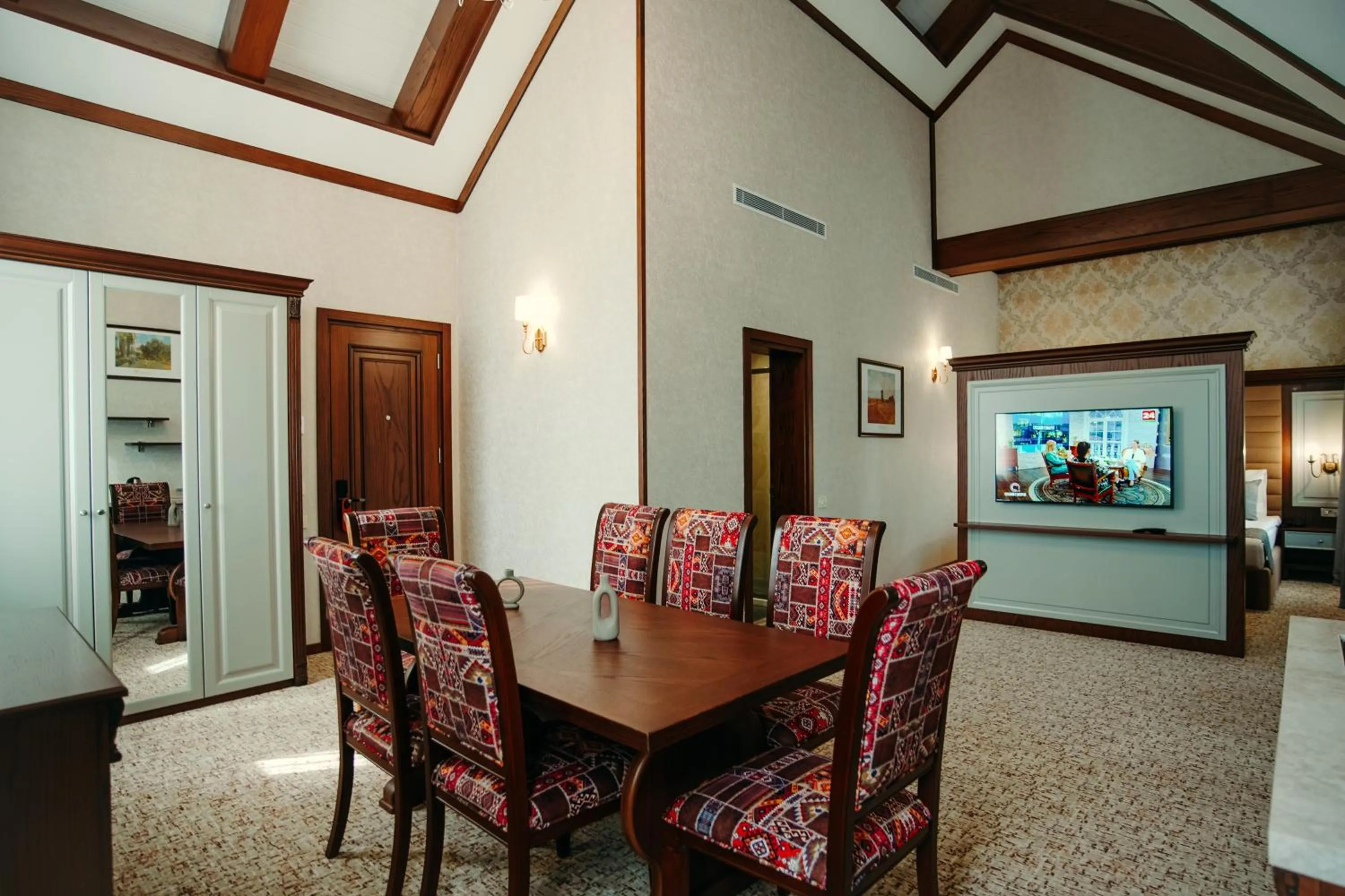 TV and multimedia in Hill Chalet Hotel Gabala