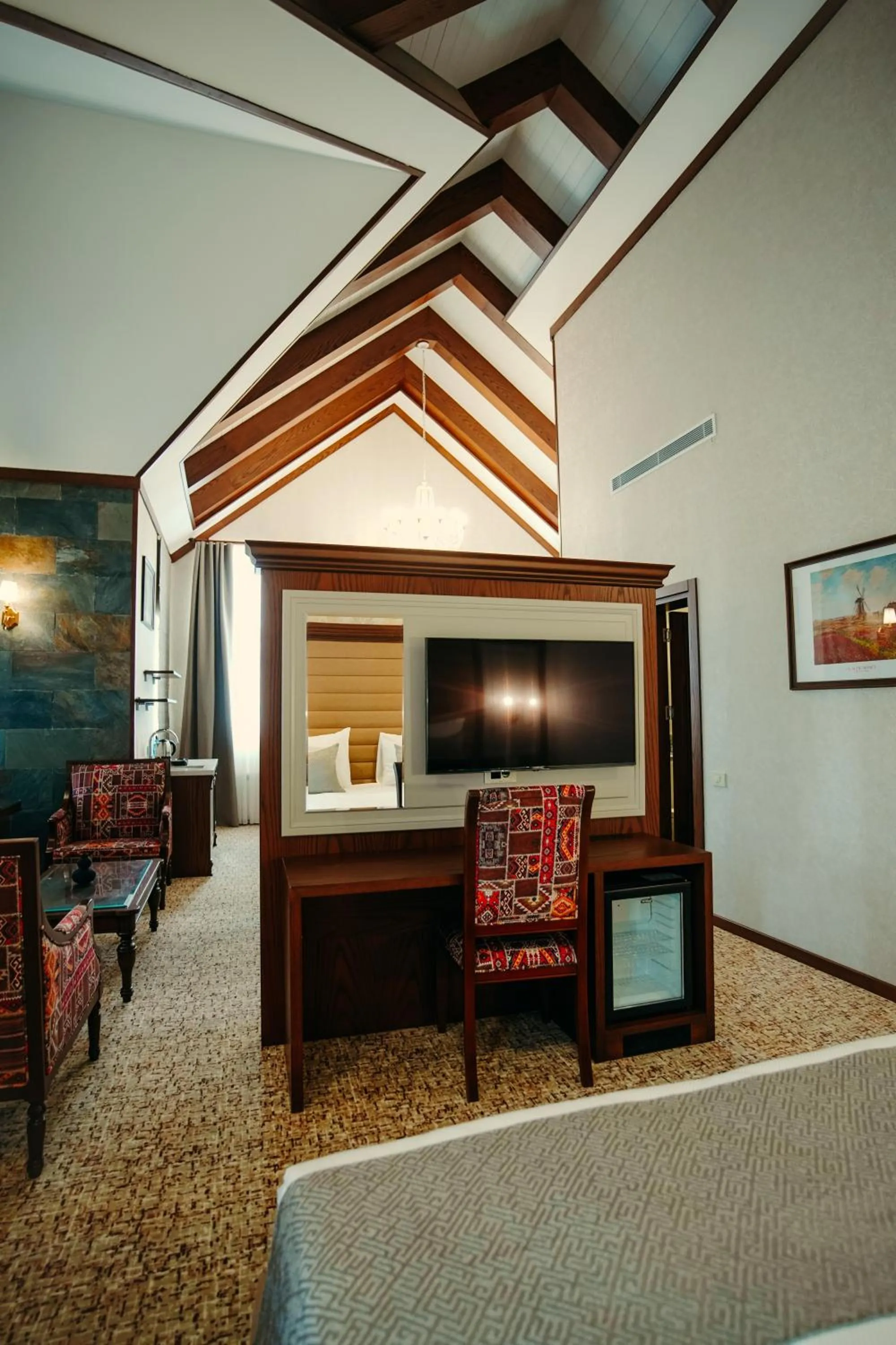 TV and multimedia, Bed in Hill Chalet Hotel Gabala