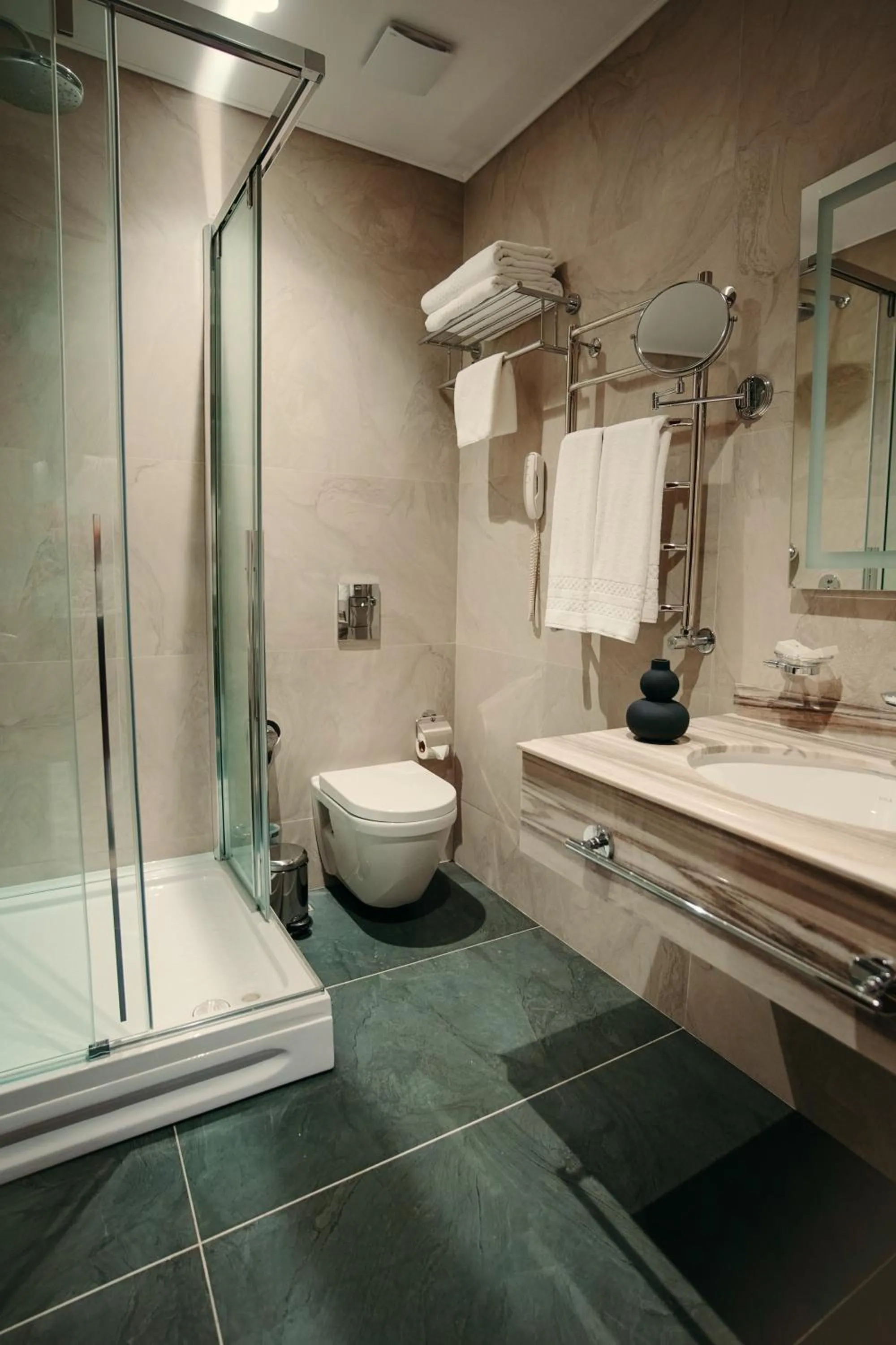 Shower in Hill Chalet Hotel Gabala