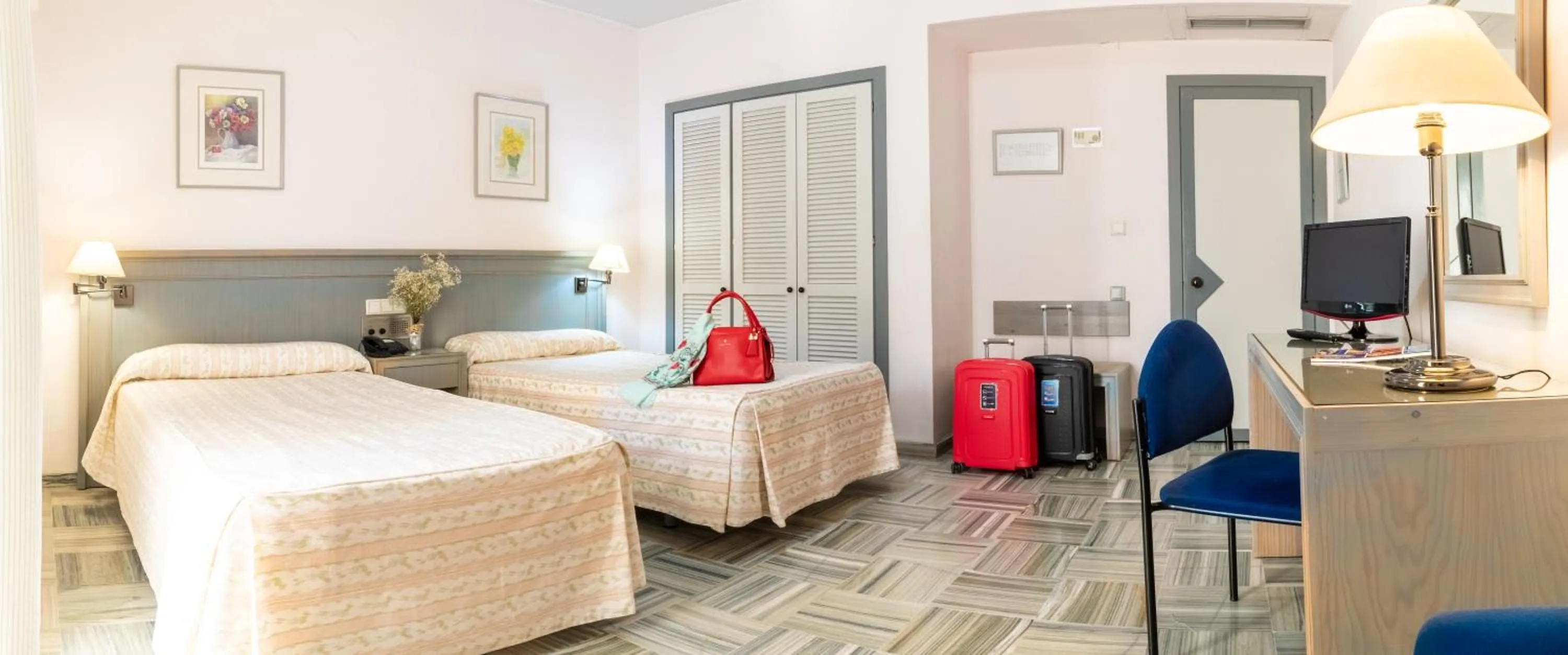 Bed in Hotel Abades Manzanil