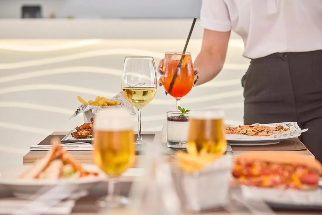 Food in Welikehotel Fenix