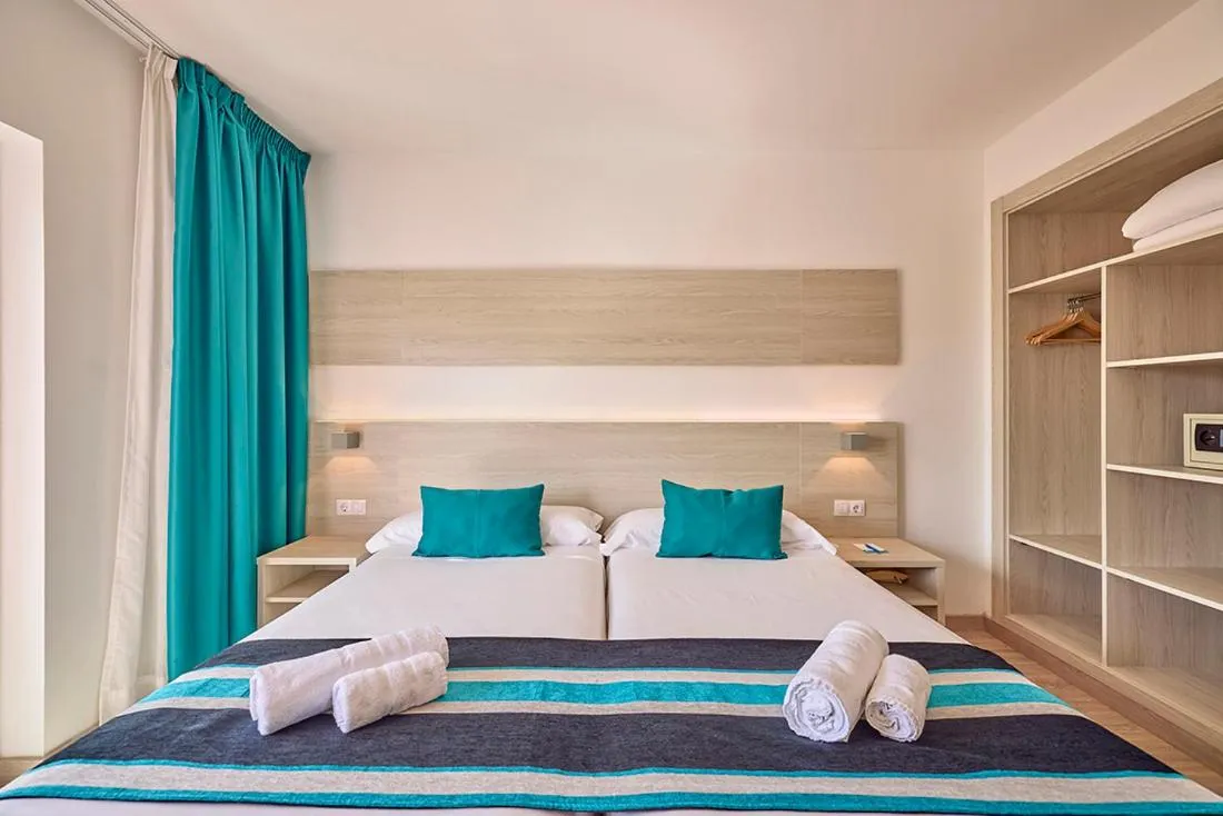 Bed in Welikehotel Fenix