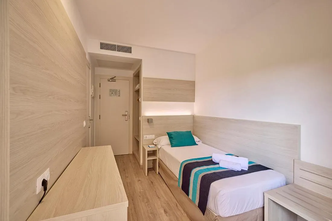 Bed in Welikehotel Fenix