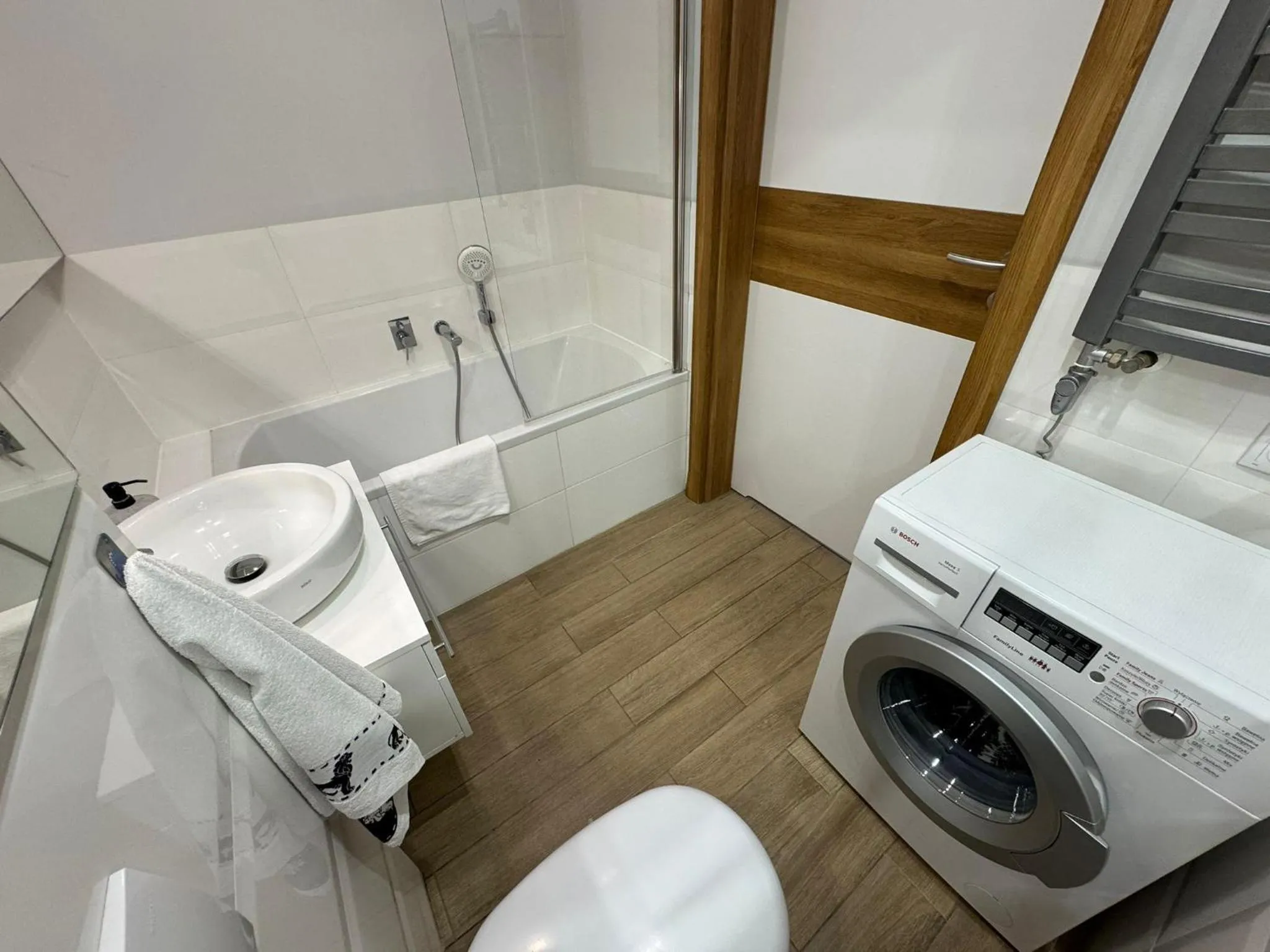 Shower in Apartament Starowiejska