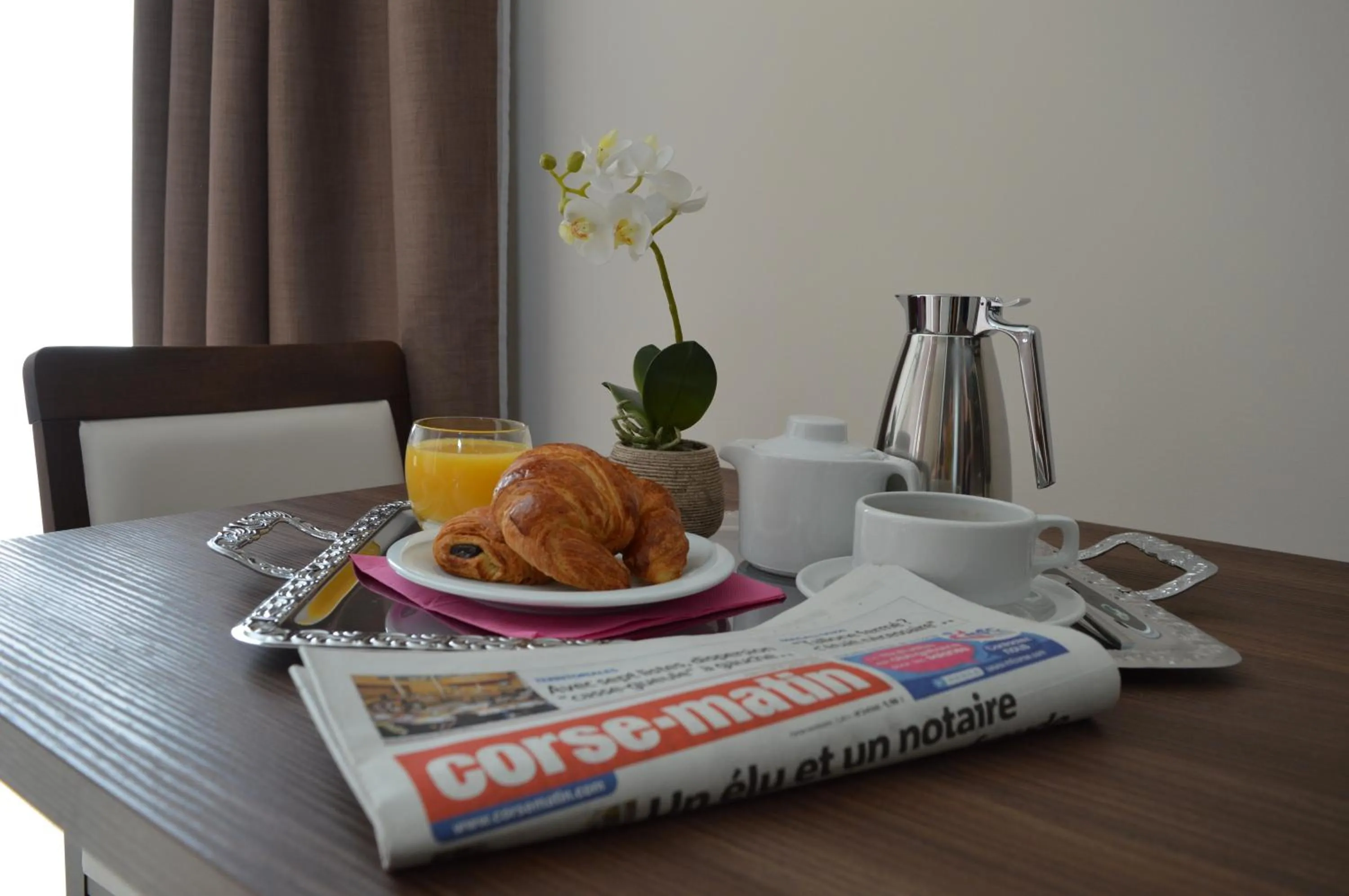 Continental breakfast in Hotel Port Toga