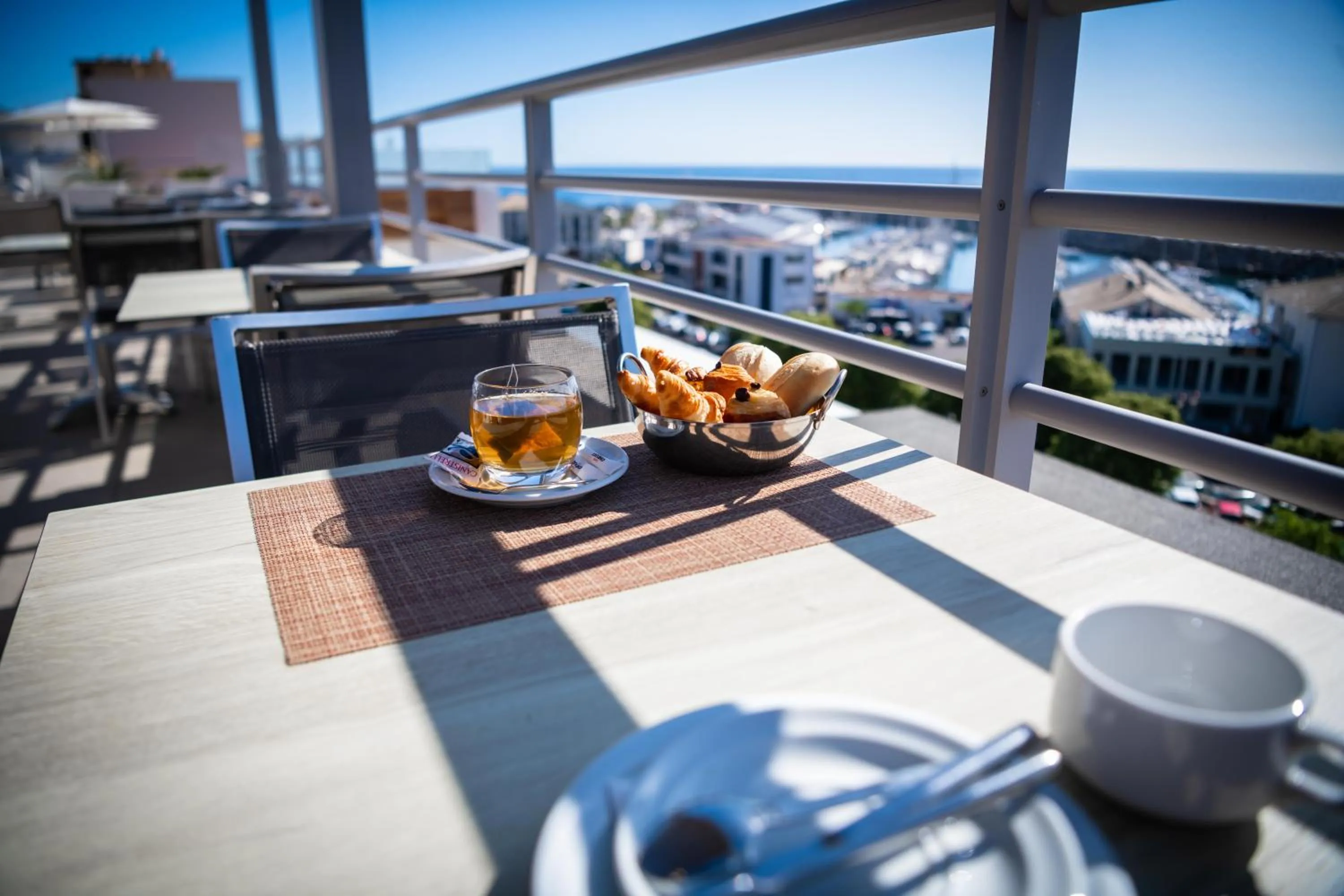 Continental breakfast in Hotel Port Toga
