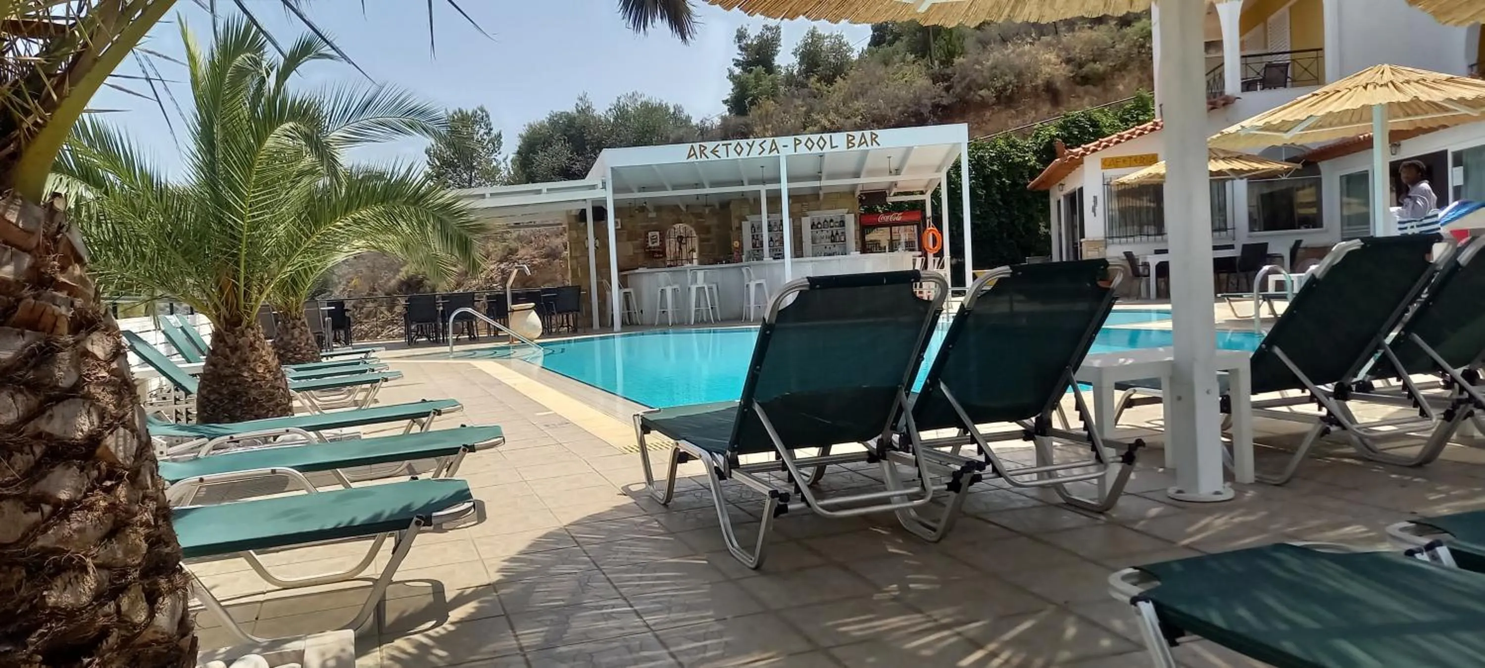 Swimming pool in Aretousa