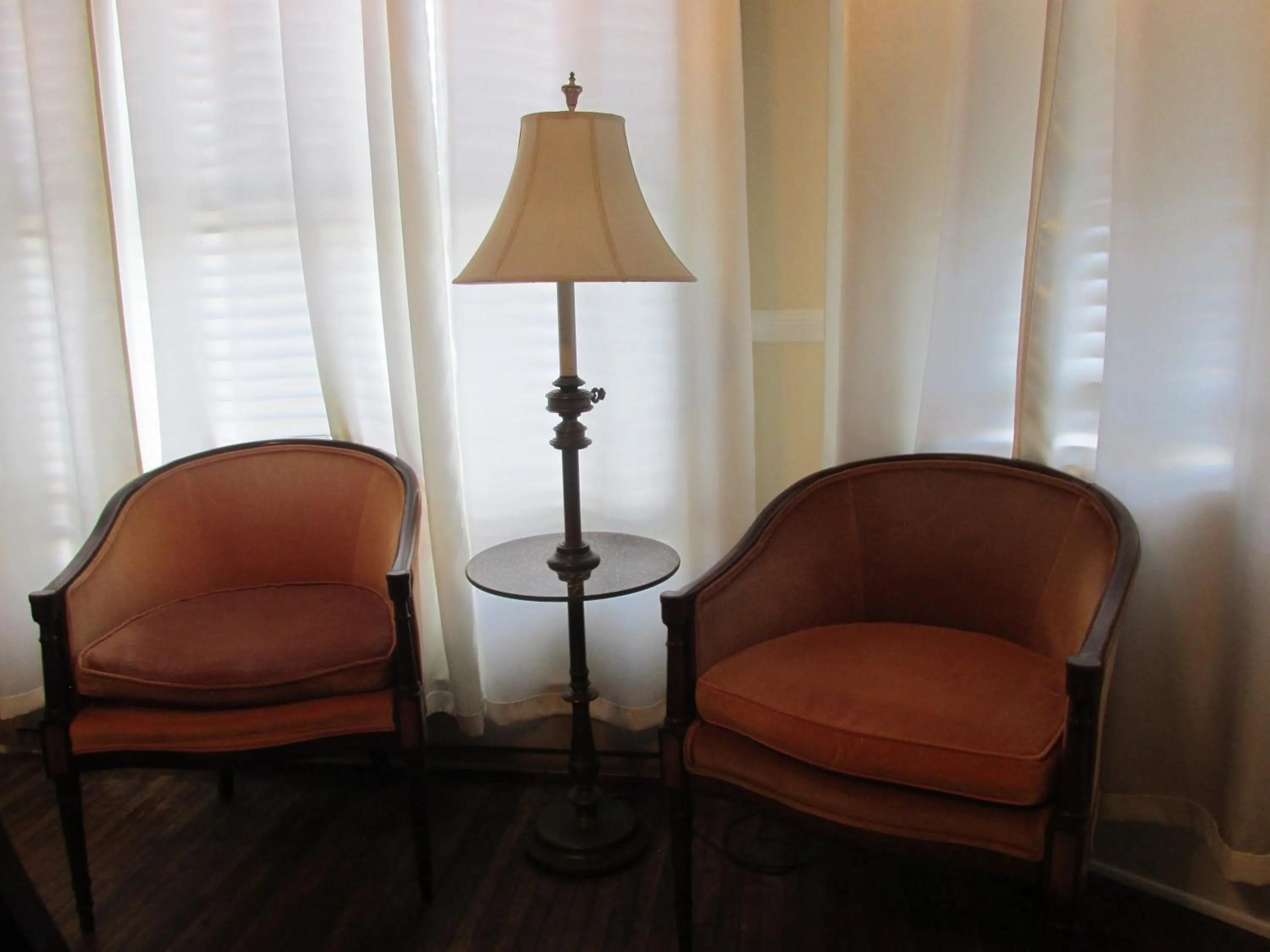 Seating area in The Charleston Inn Hendersonville NC