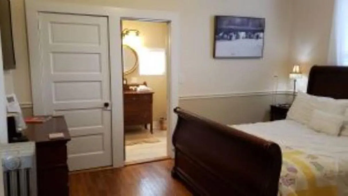 Bedroom, Bed in The Charleston Inn Hendersonville NC