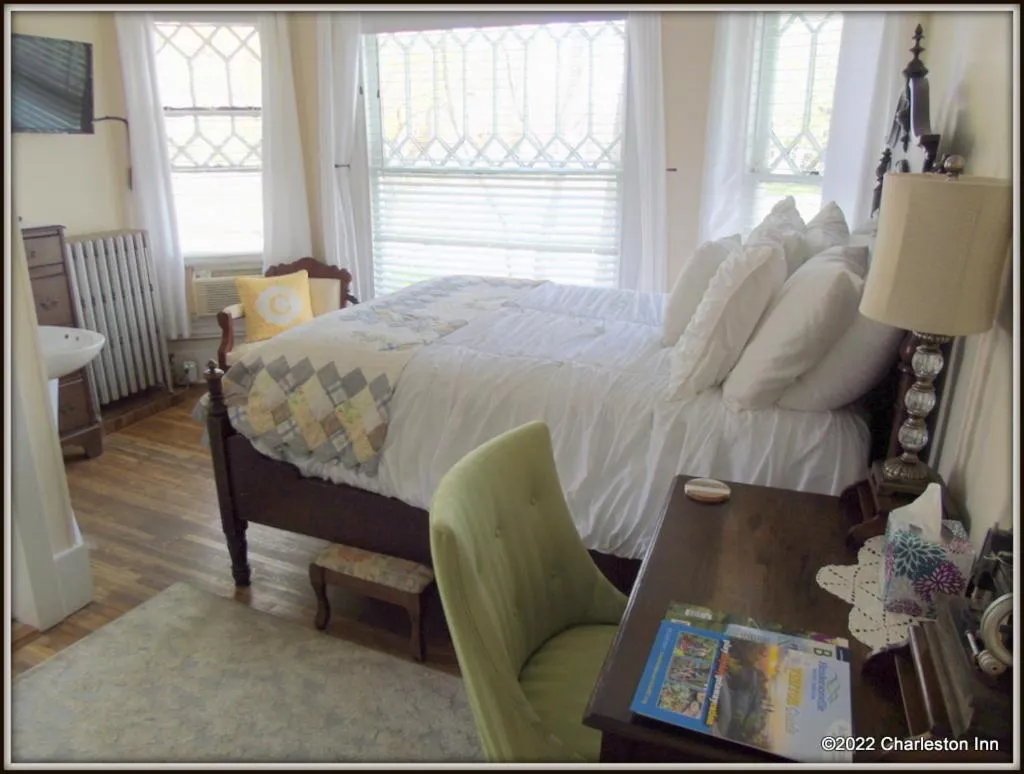 Bedroom, Bed in The Charleston Inn Hendersonville NC
