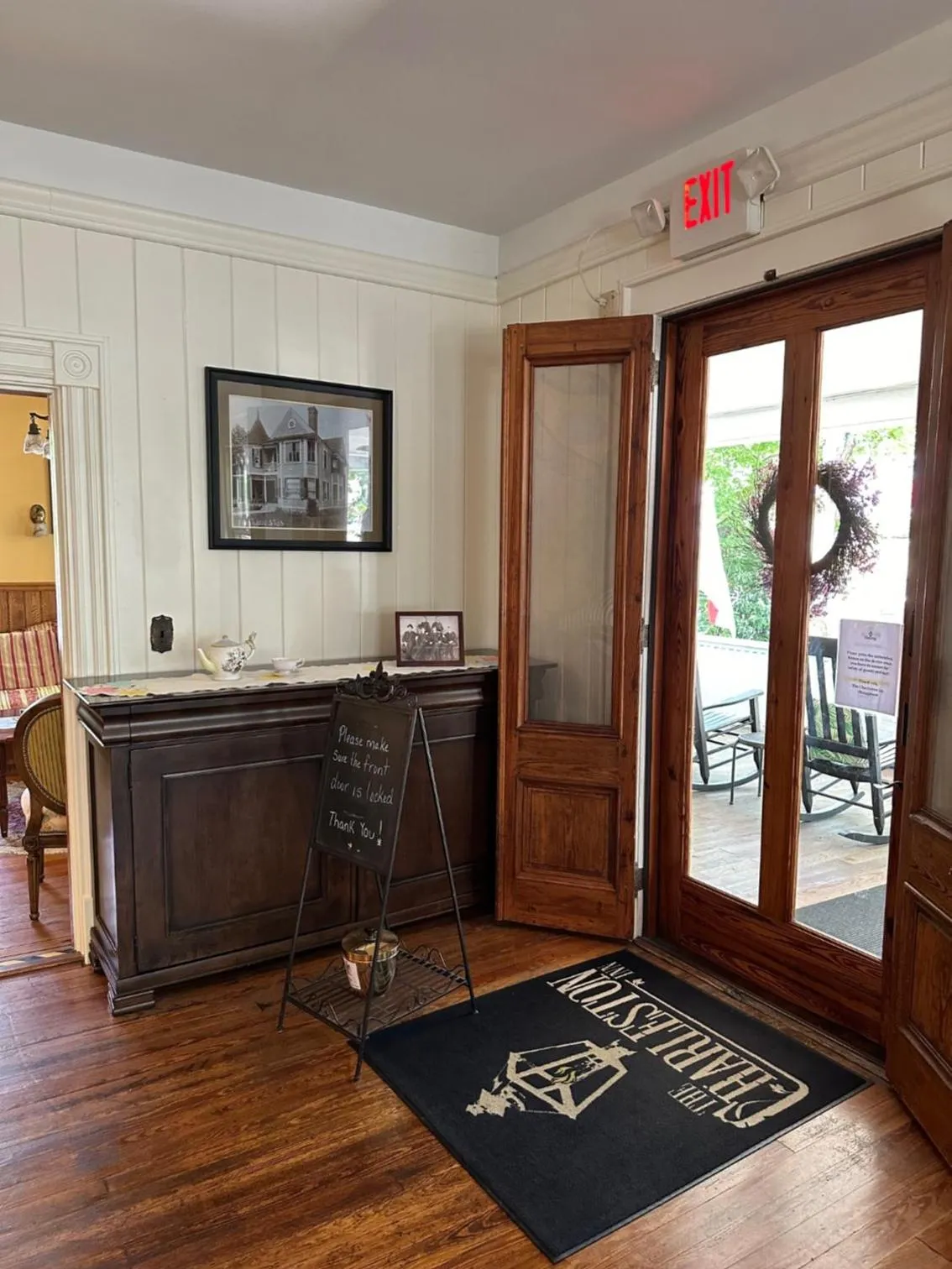 Property building in The Charleston Inn Hendersonville NC