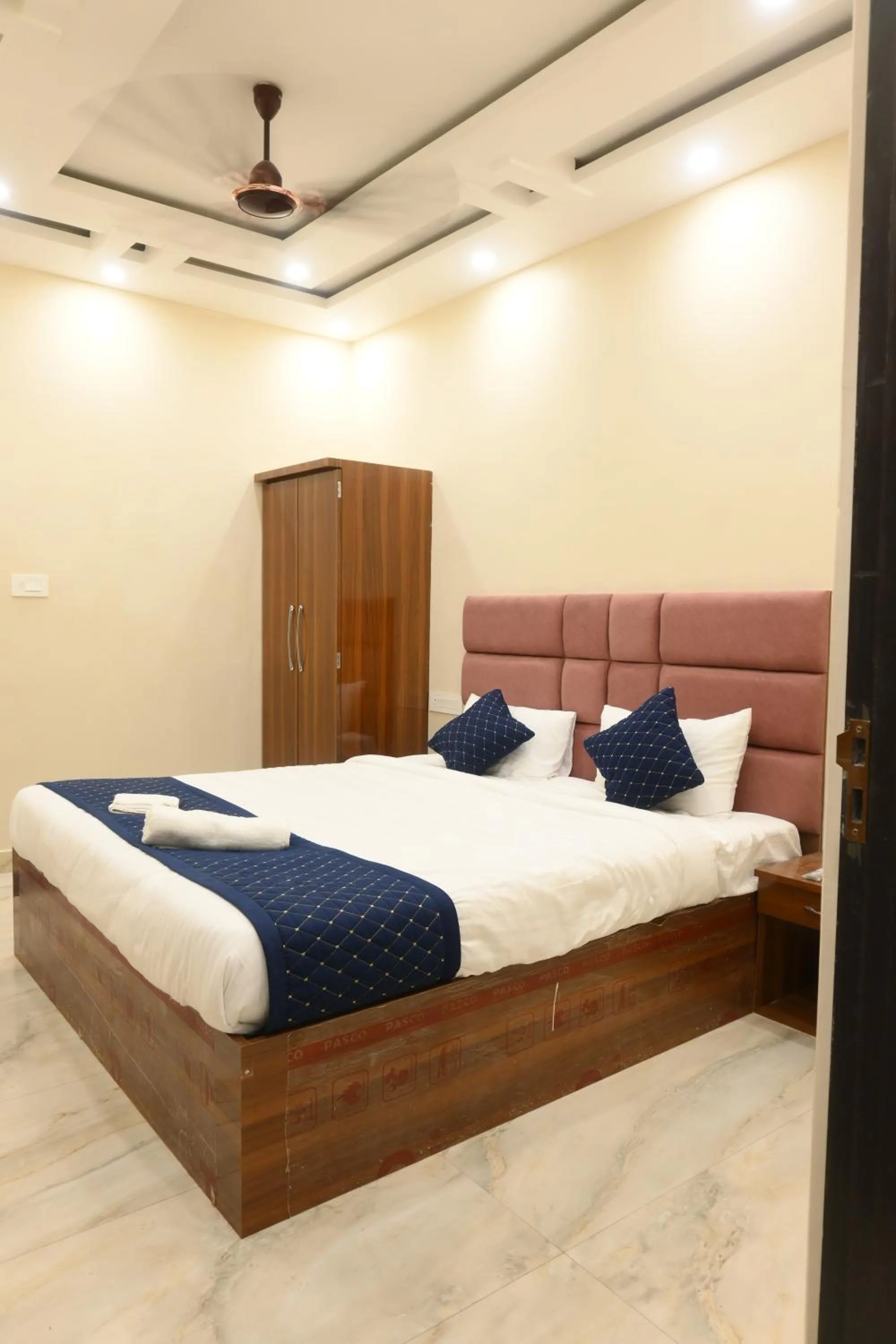 Shree Hari Niwas P Guest House