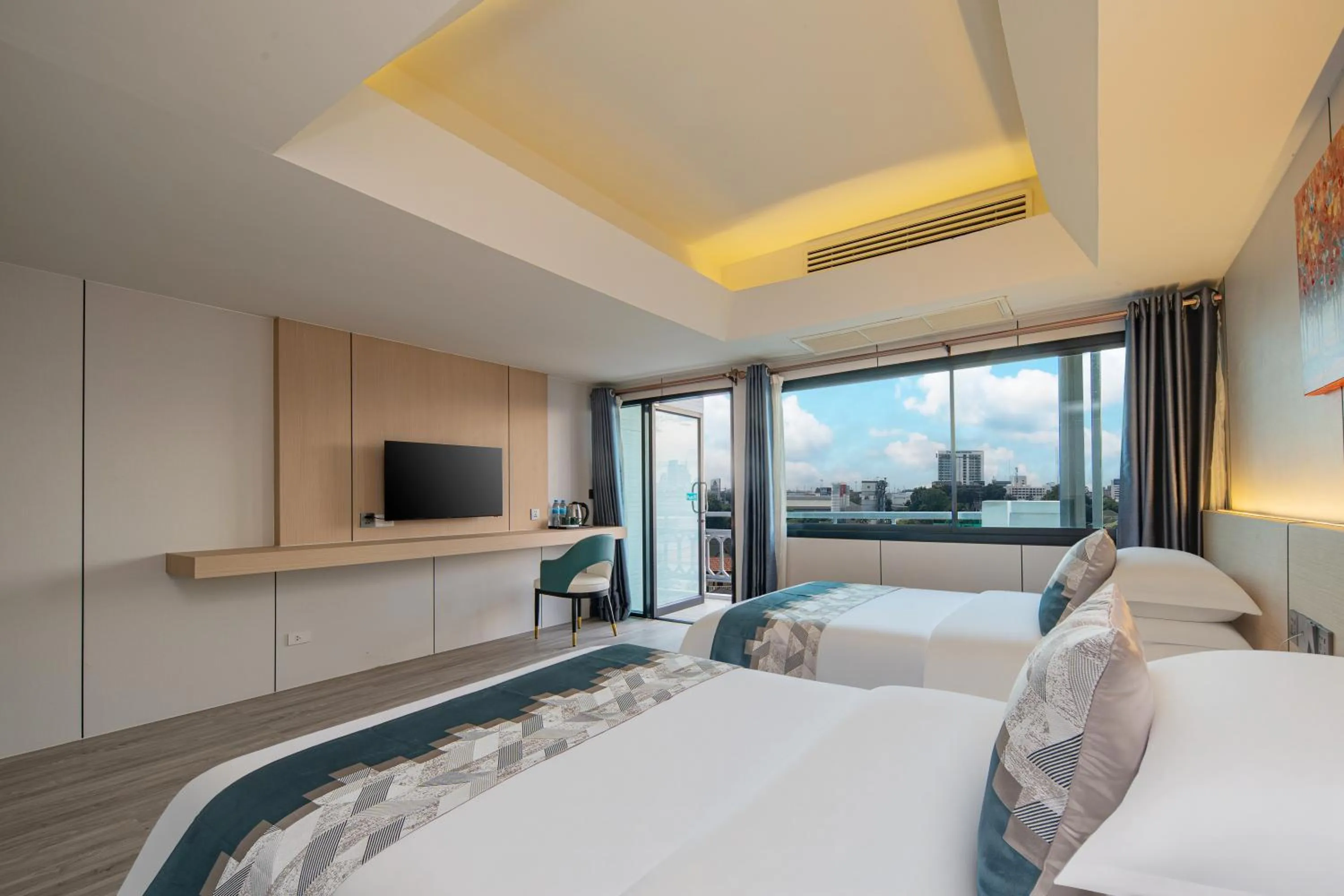 Bed in Xinmylin Boutique