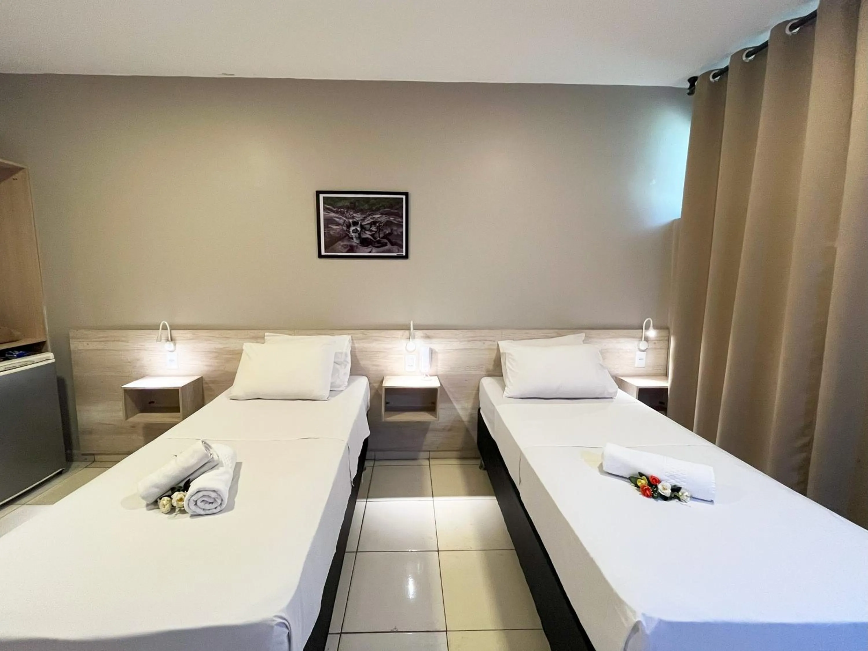 Bed in Hotel Econotel by Bsb Inn