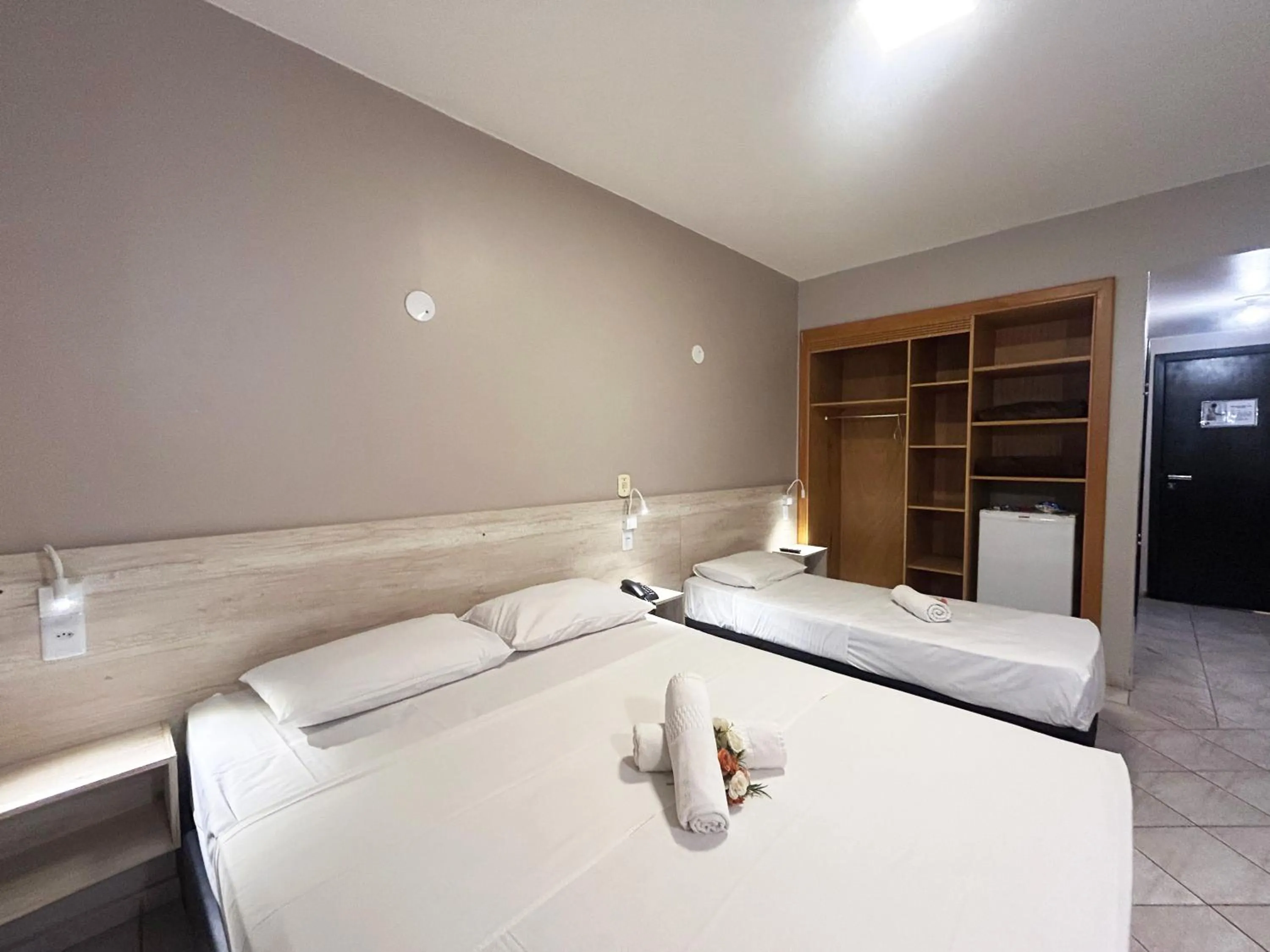 Standard Triple Room in Hotel Econotel by Bsb Inn