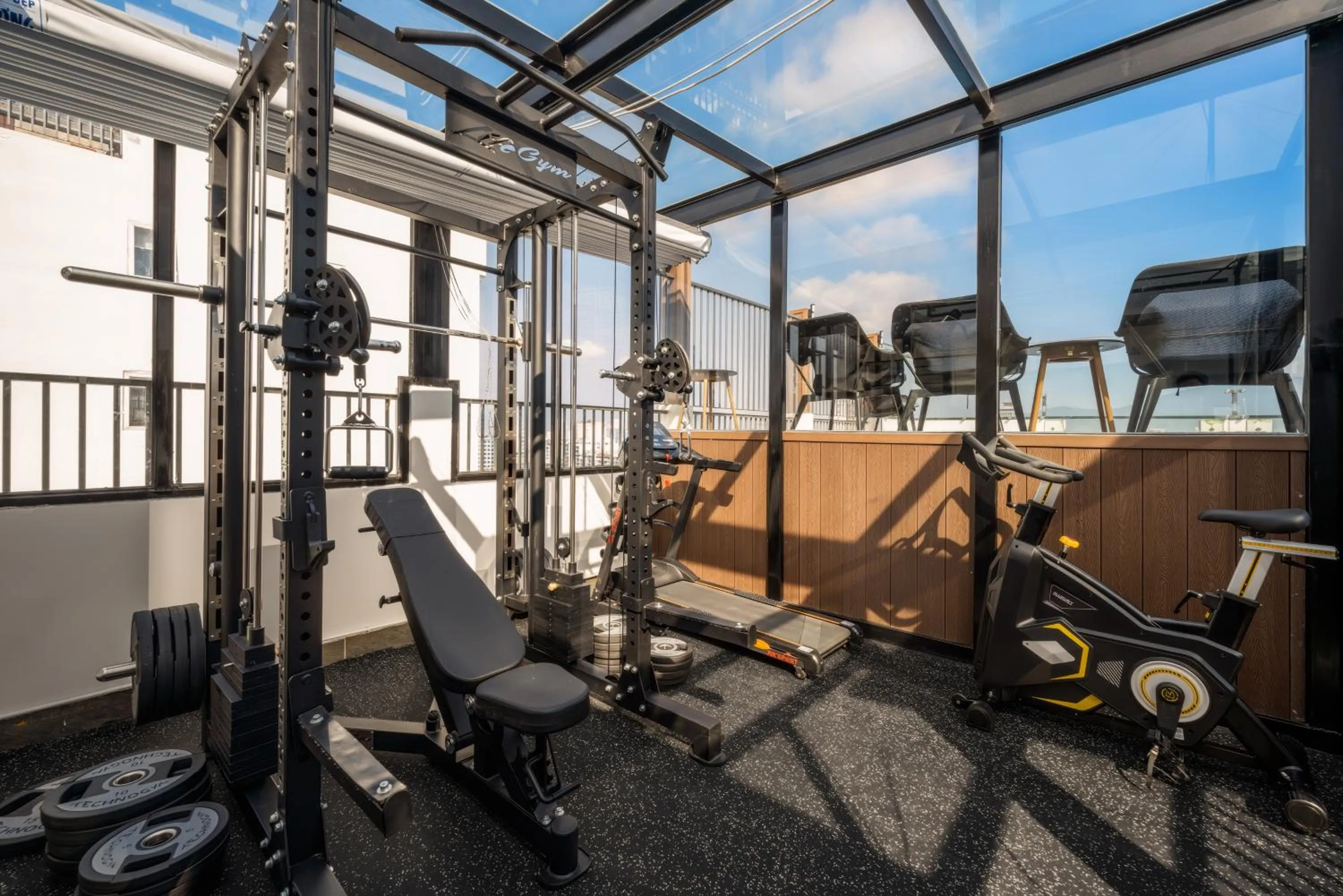 Fitness centre/facilities in Amber Bay Hotel & Suites Da Nang