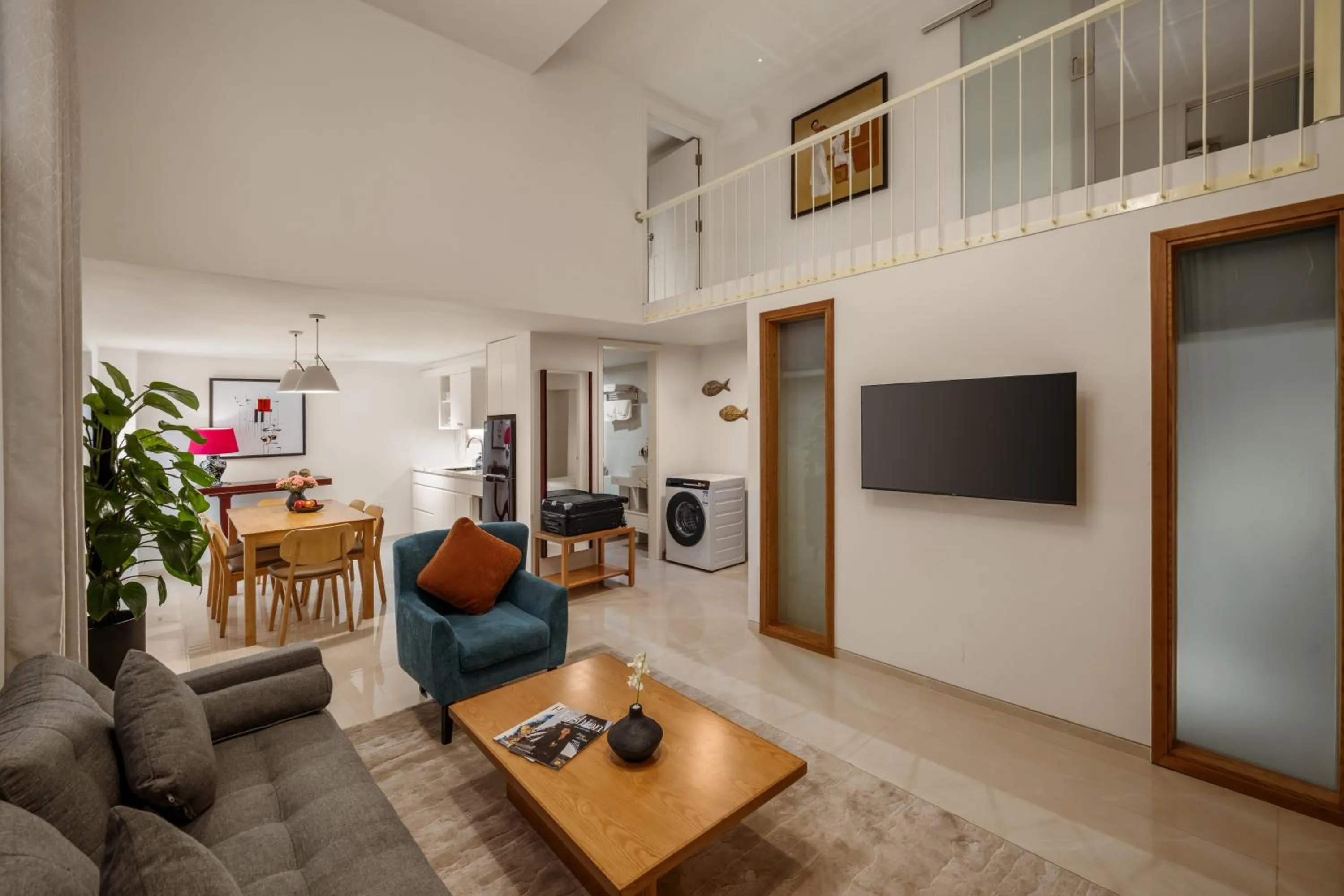 TV and multimedia in Amber Bay Hotel & Suites Da Nang