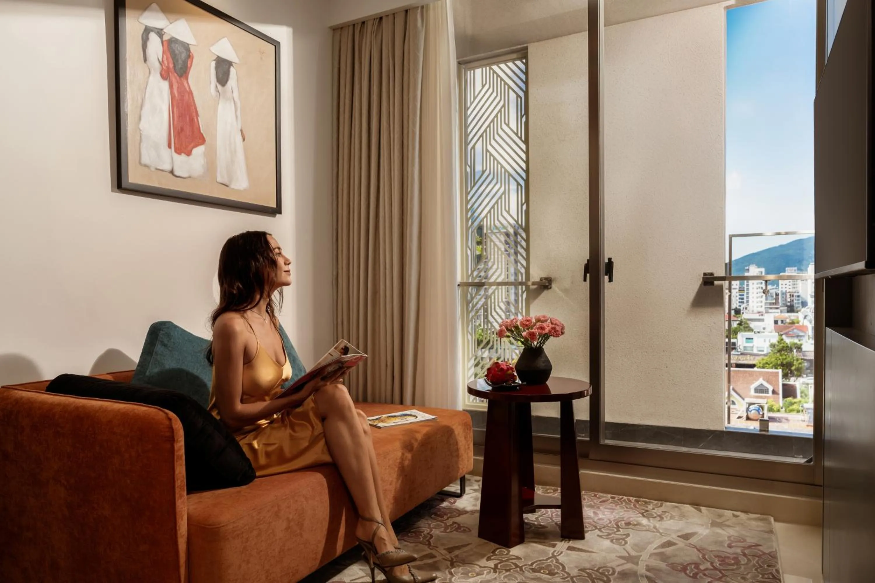 People in Amber Bay Hotel & Suites Da Nang