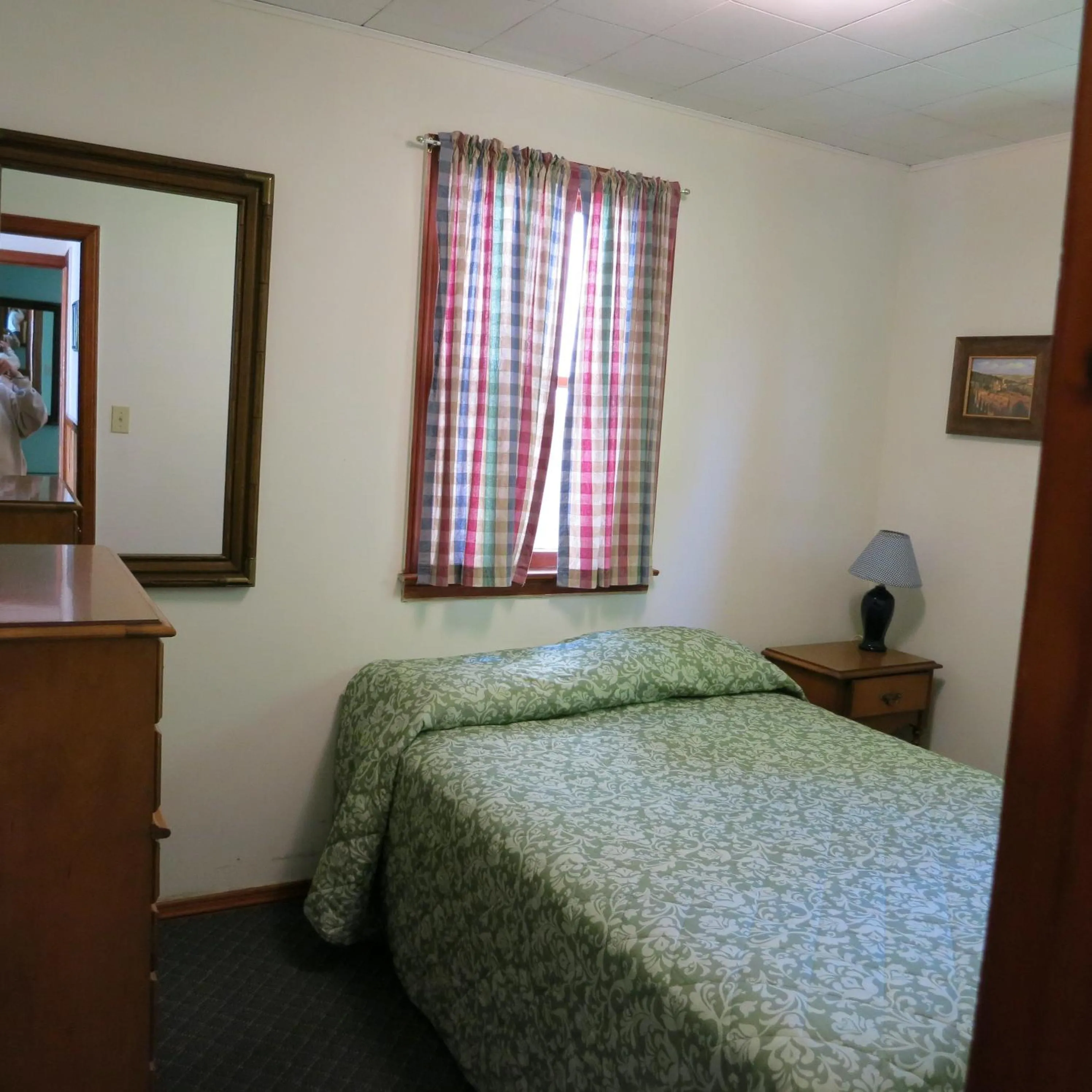 Bed in The Austin Inn