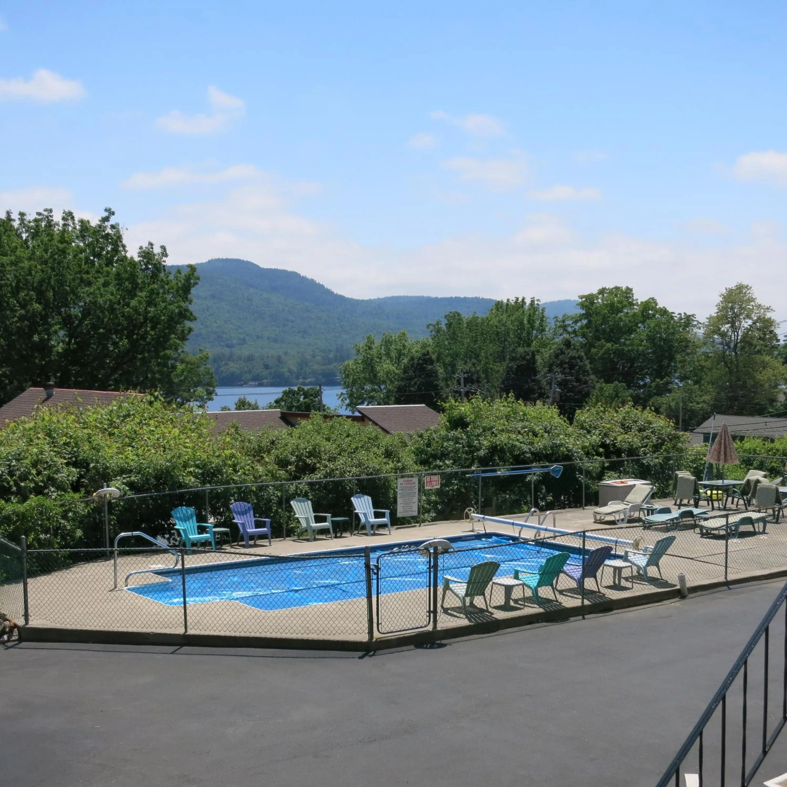 Swimming pool in The Austin Inn