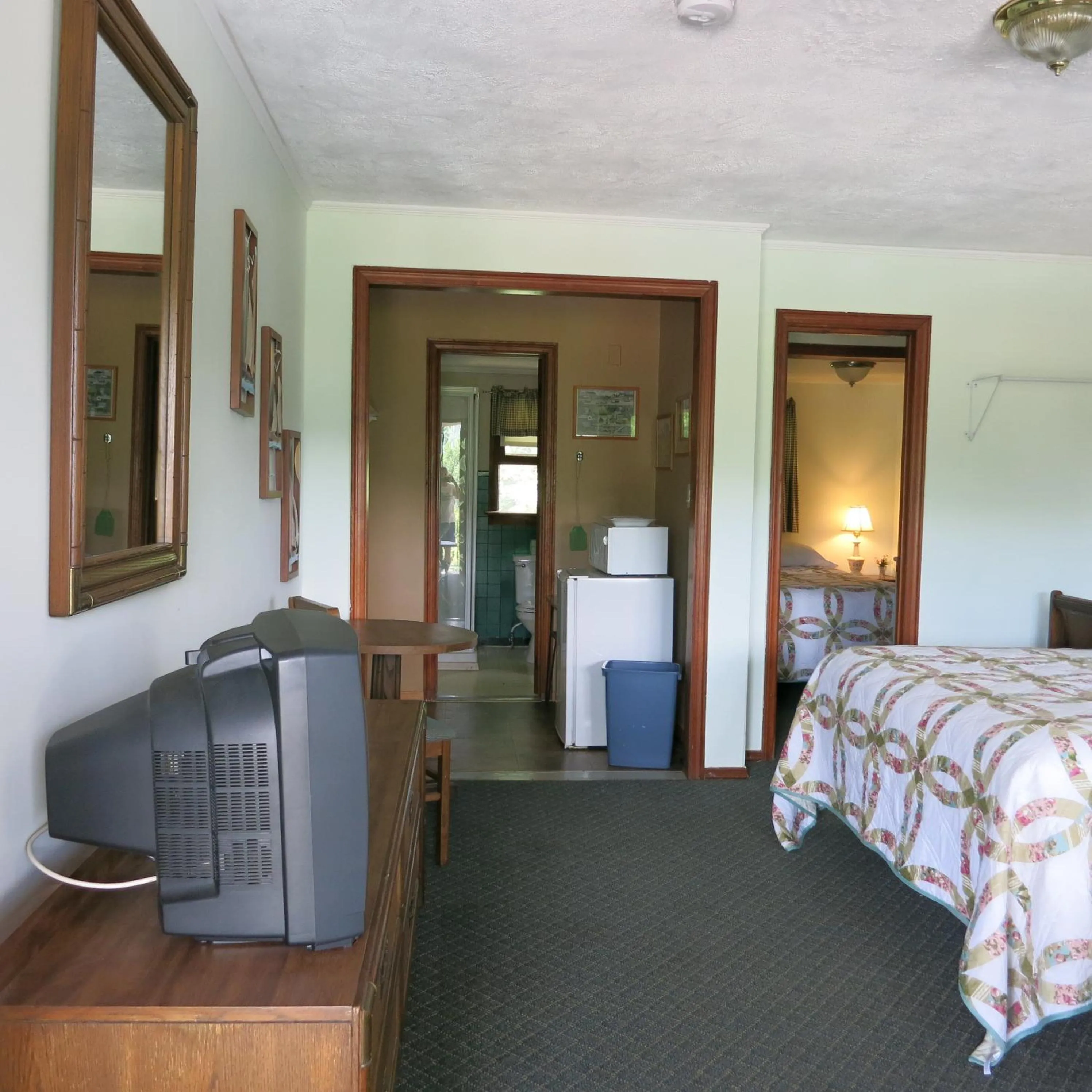 Bed in The Austin Inn