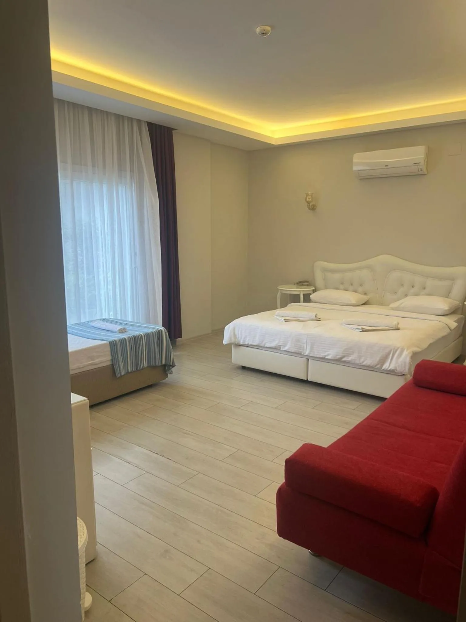 Bed in Serin Otel